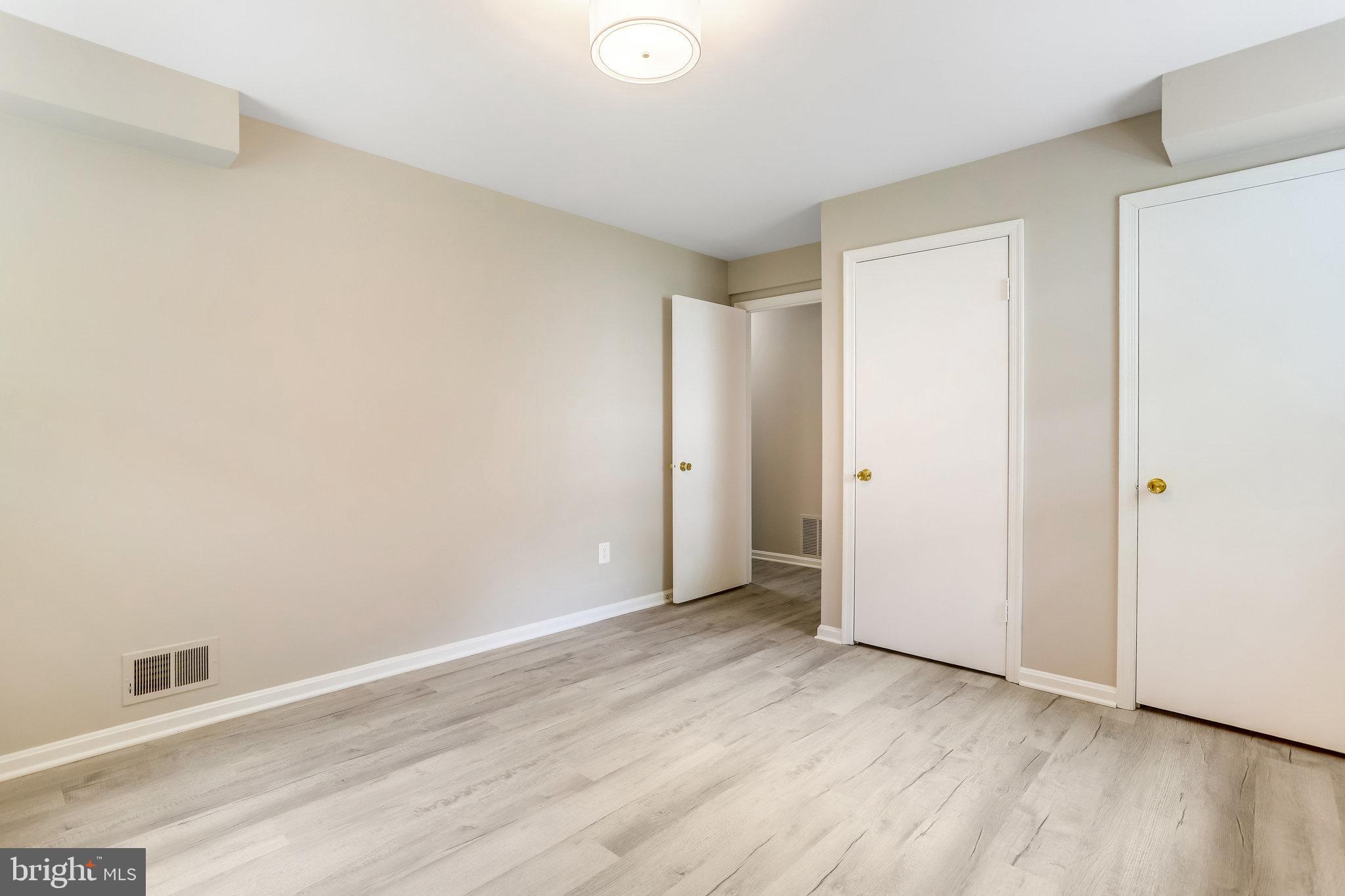 BARCROFT - Residential