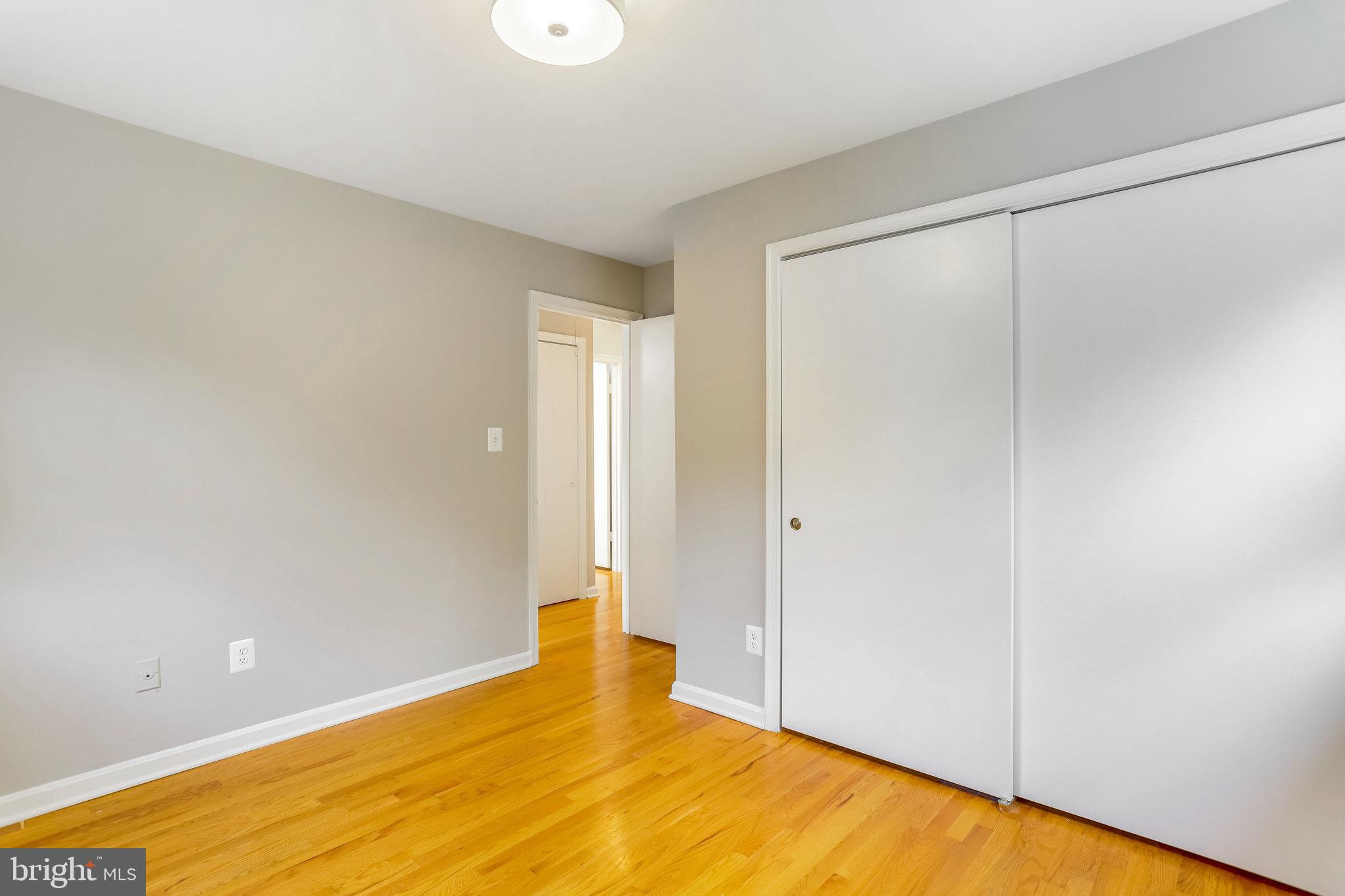 BARCROFT - Residential