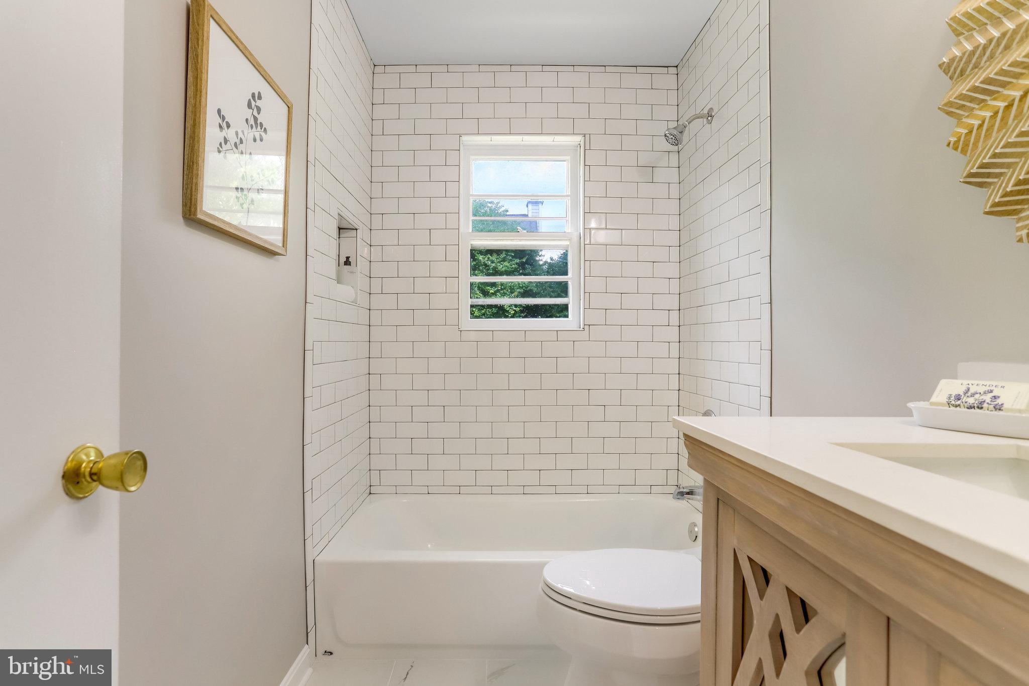 BARCROFT - Residential