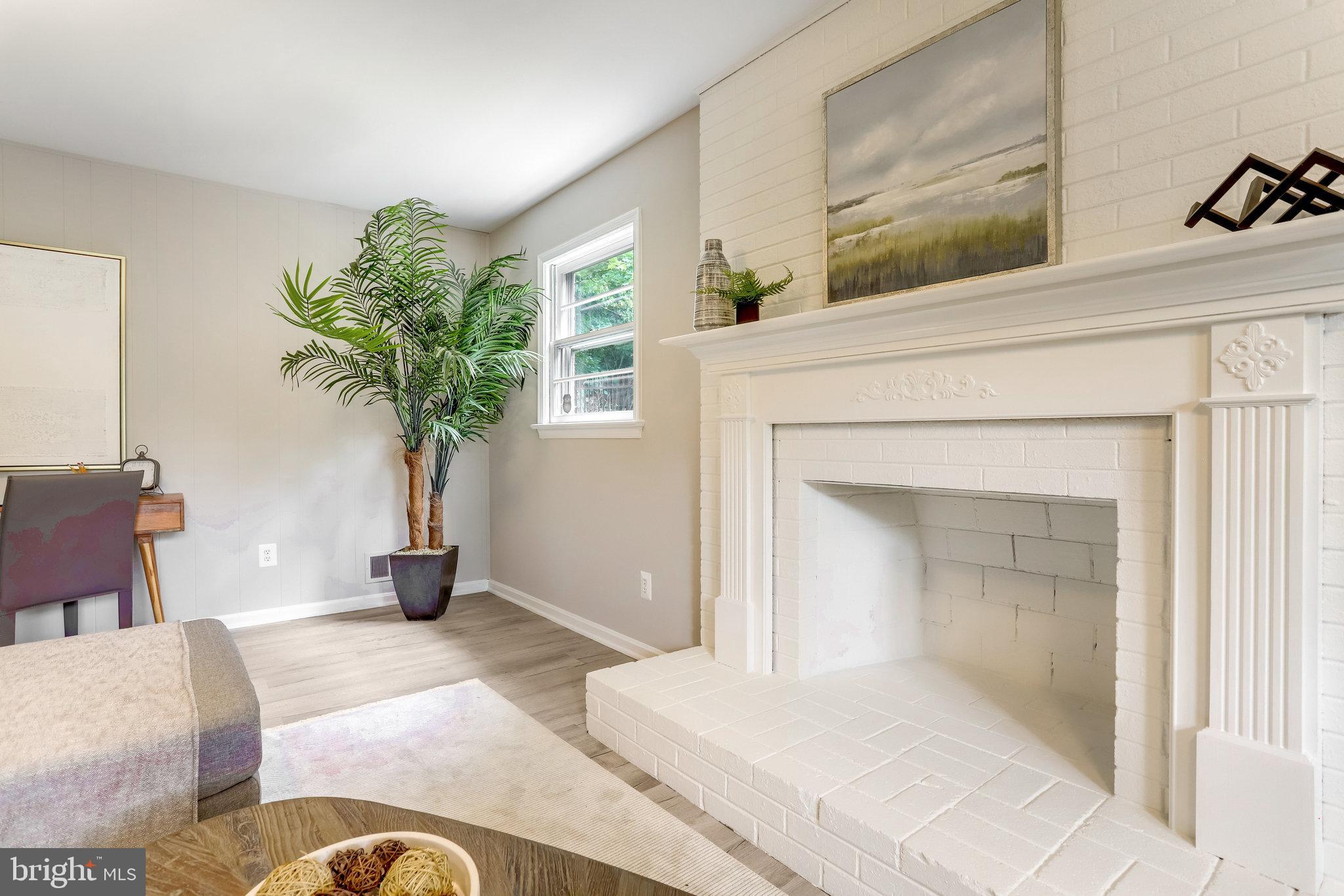 BARCROFT - Residential