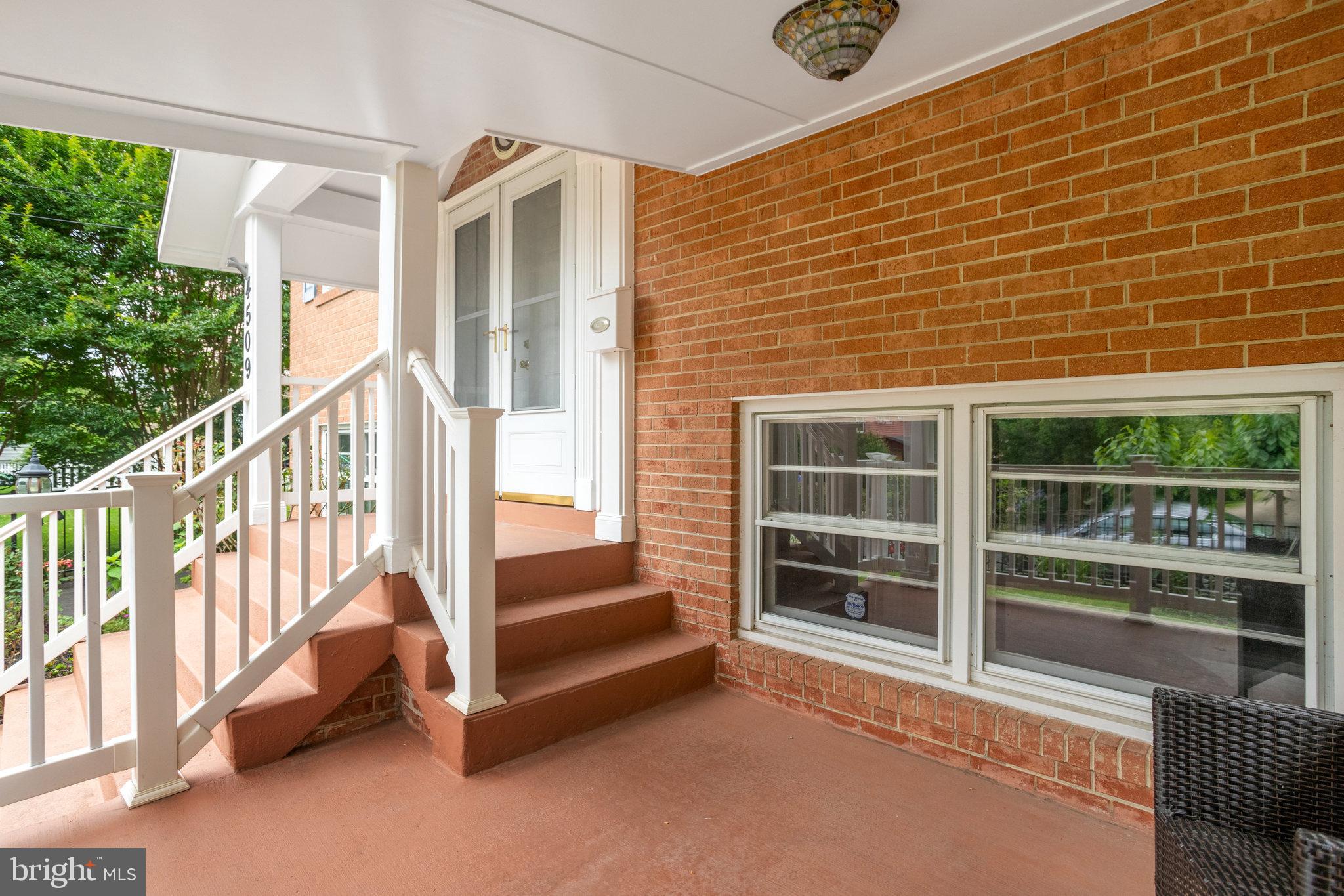 BARCROFT - Residential