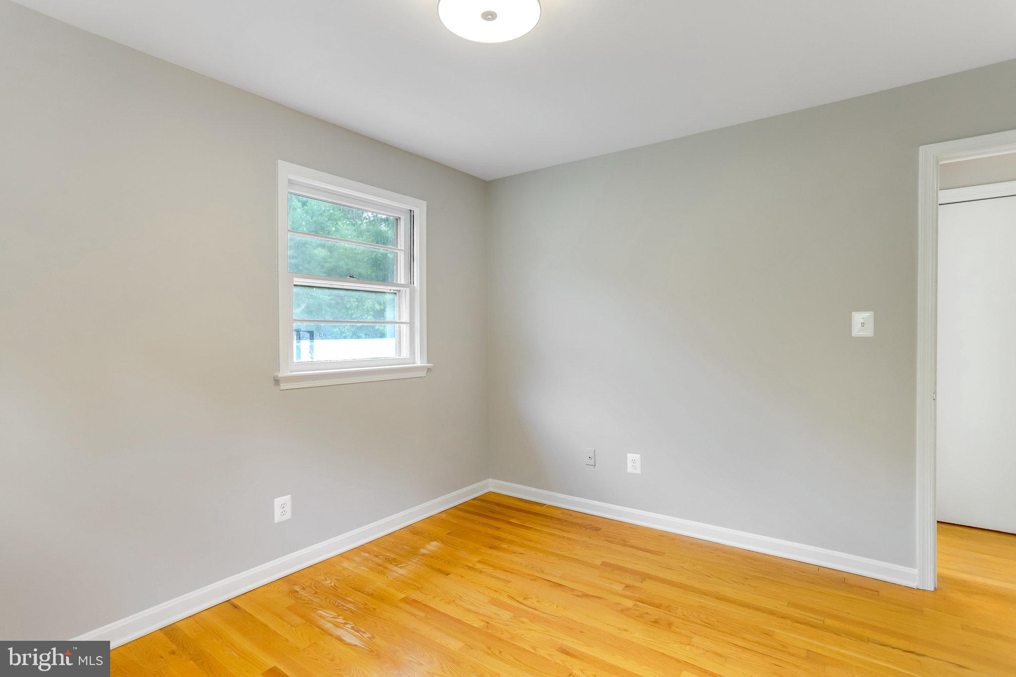 BARCROFT - Residential