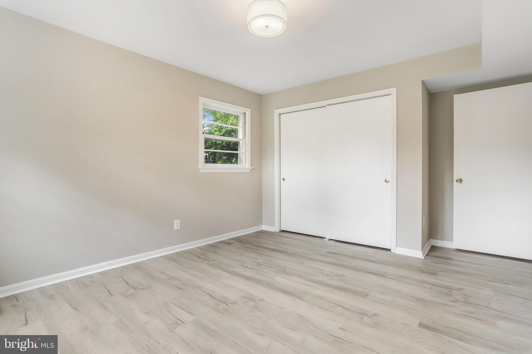 BARCROFT - Residential