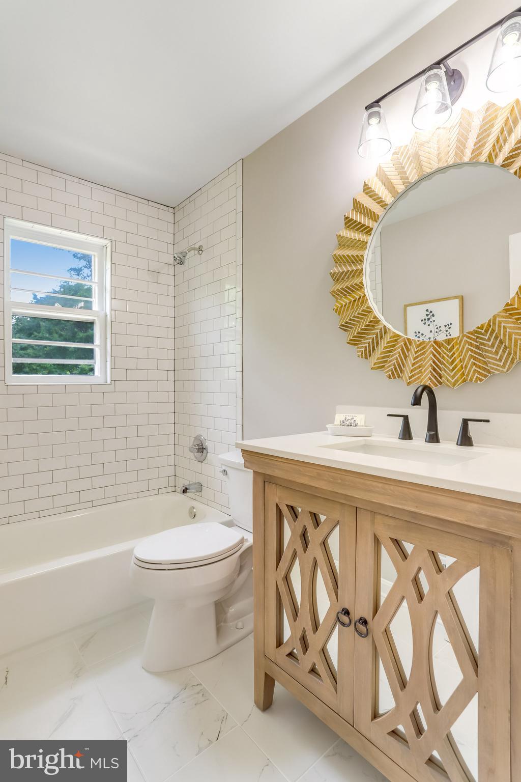 BARCROFT - Residential