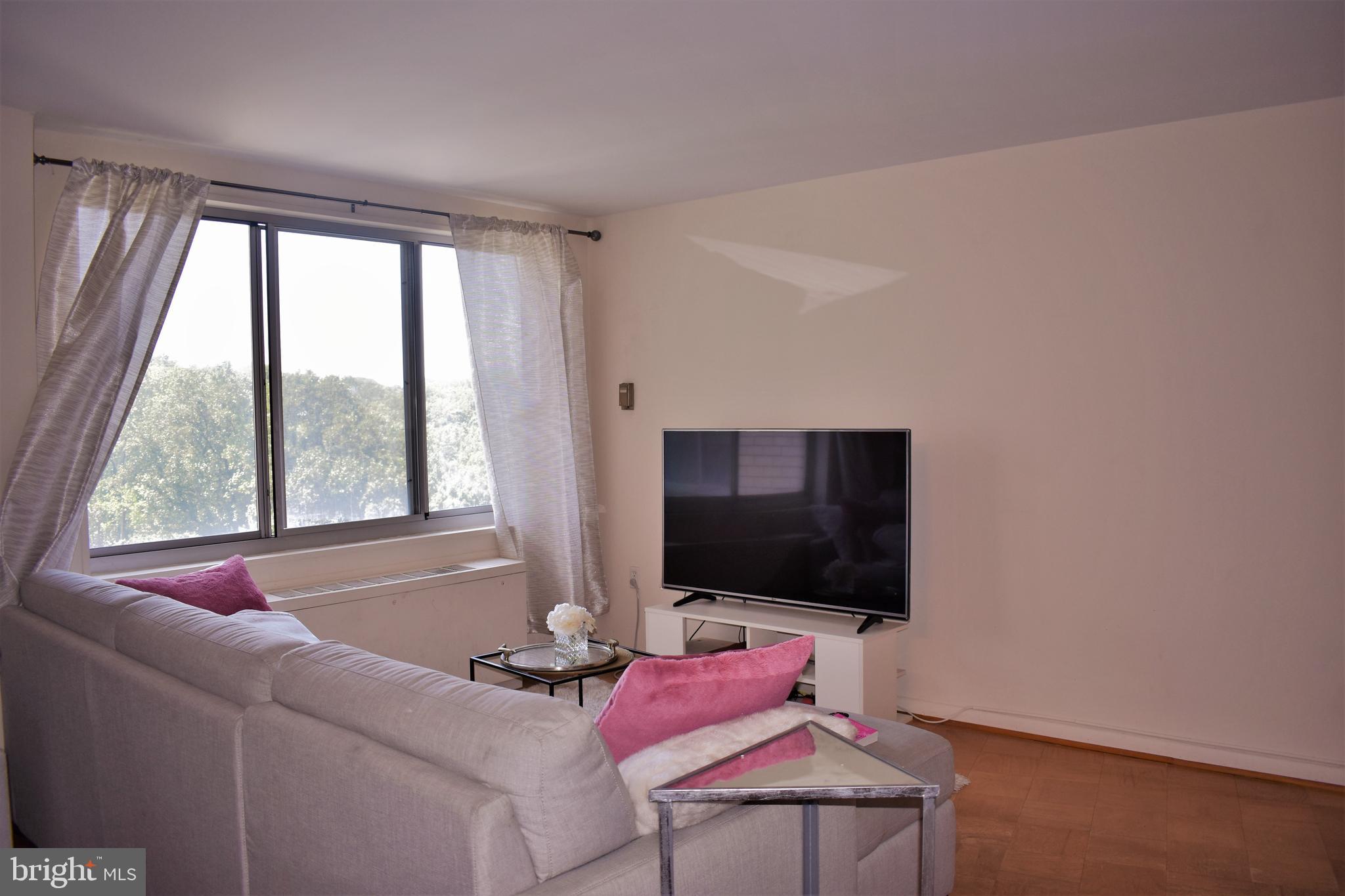 GROSVENOR - Residential Lease