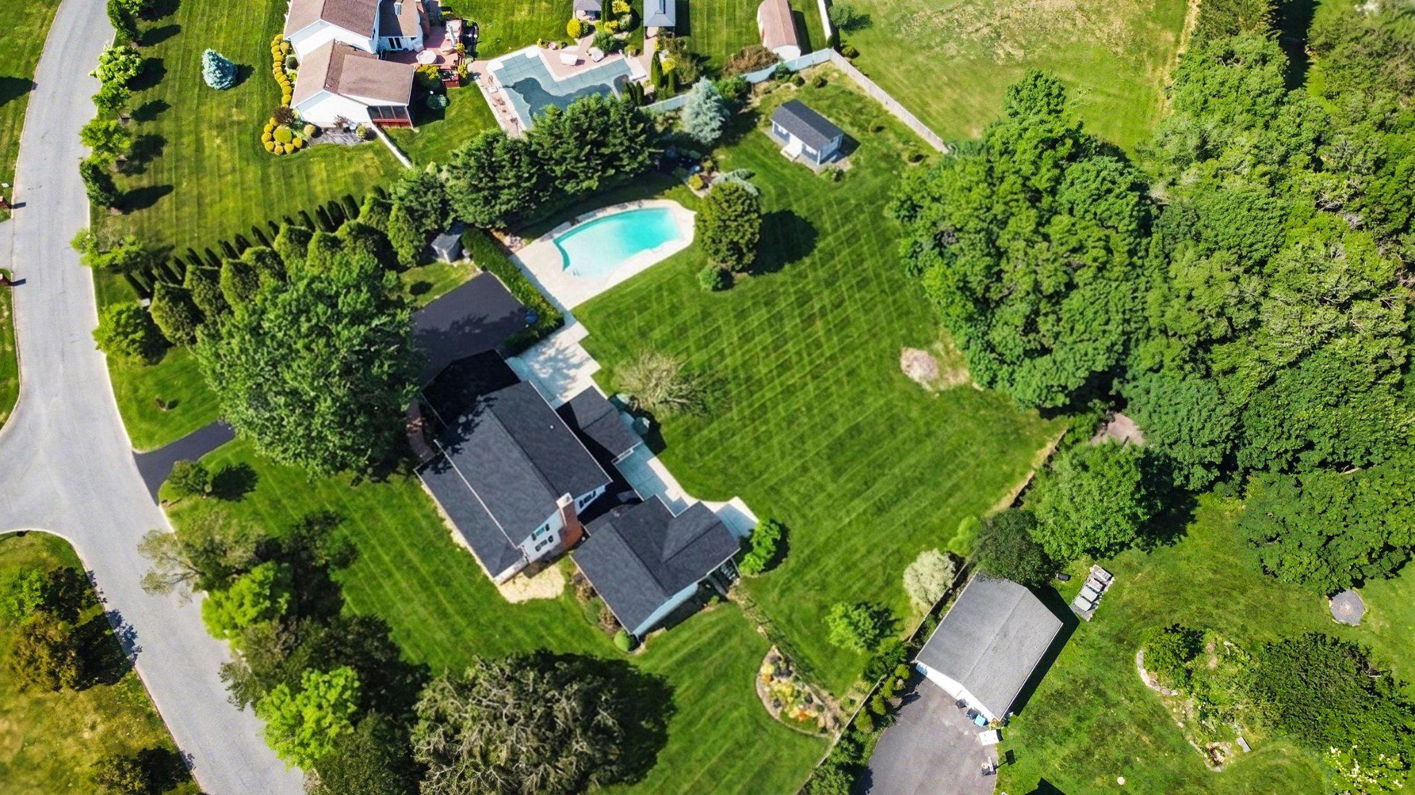 ADVOCATE HILL FARMS - Residential