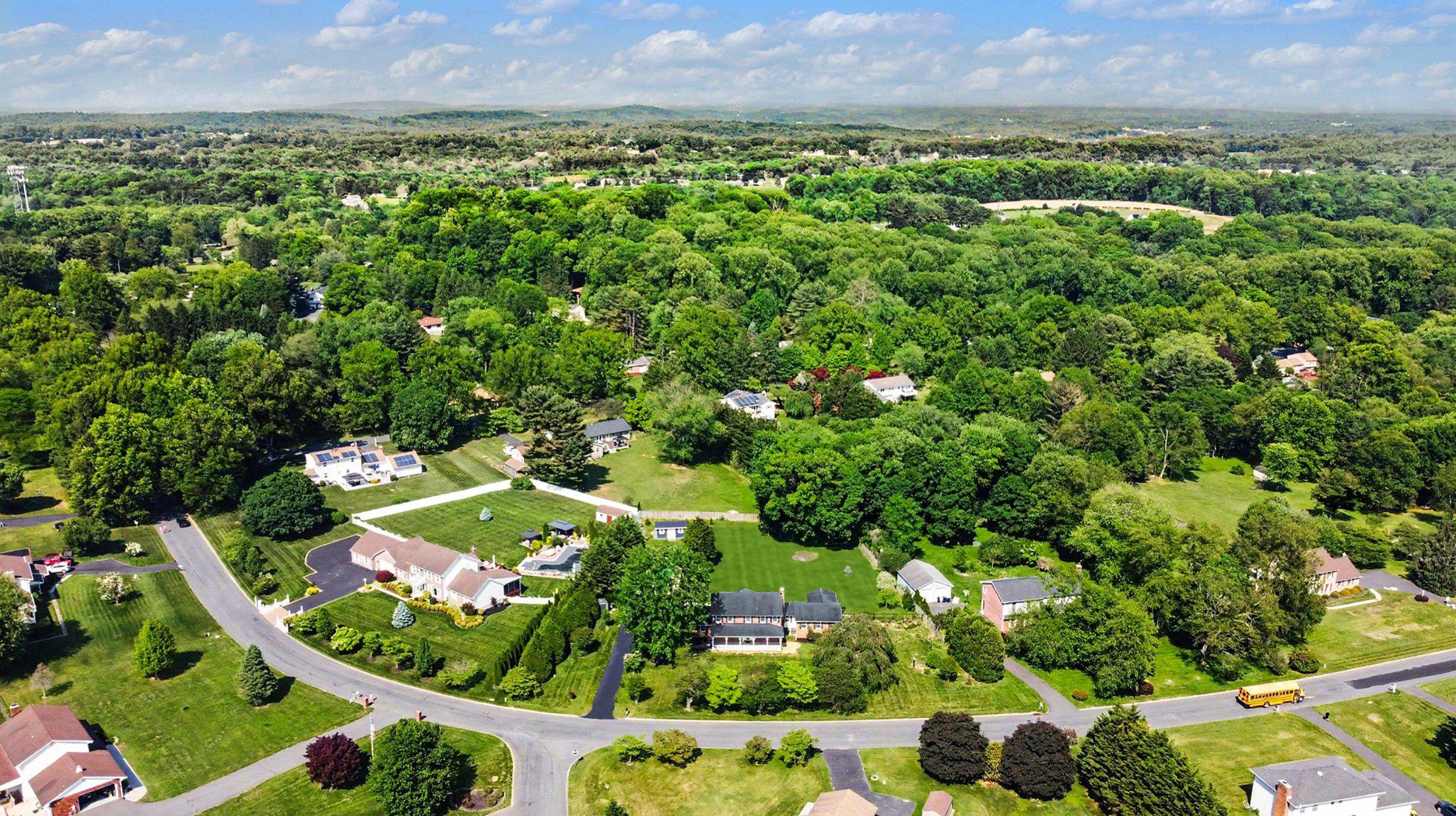 ADVOCATE HILL FARMS - Residential