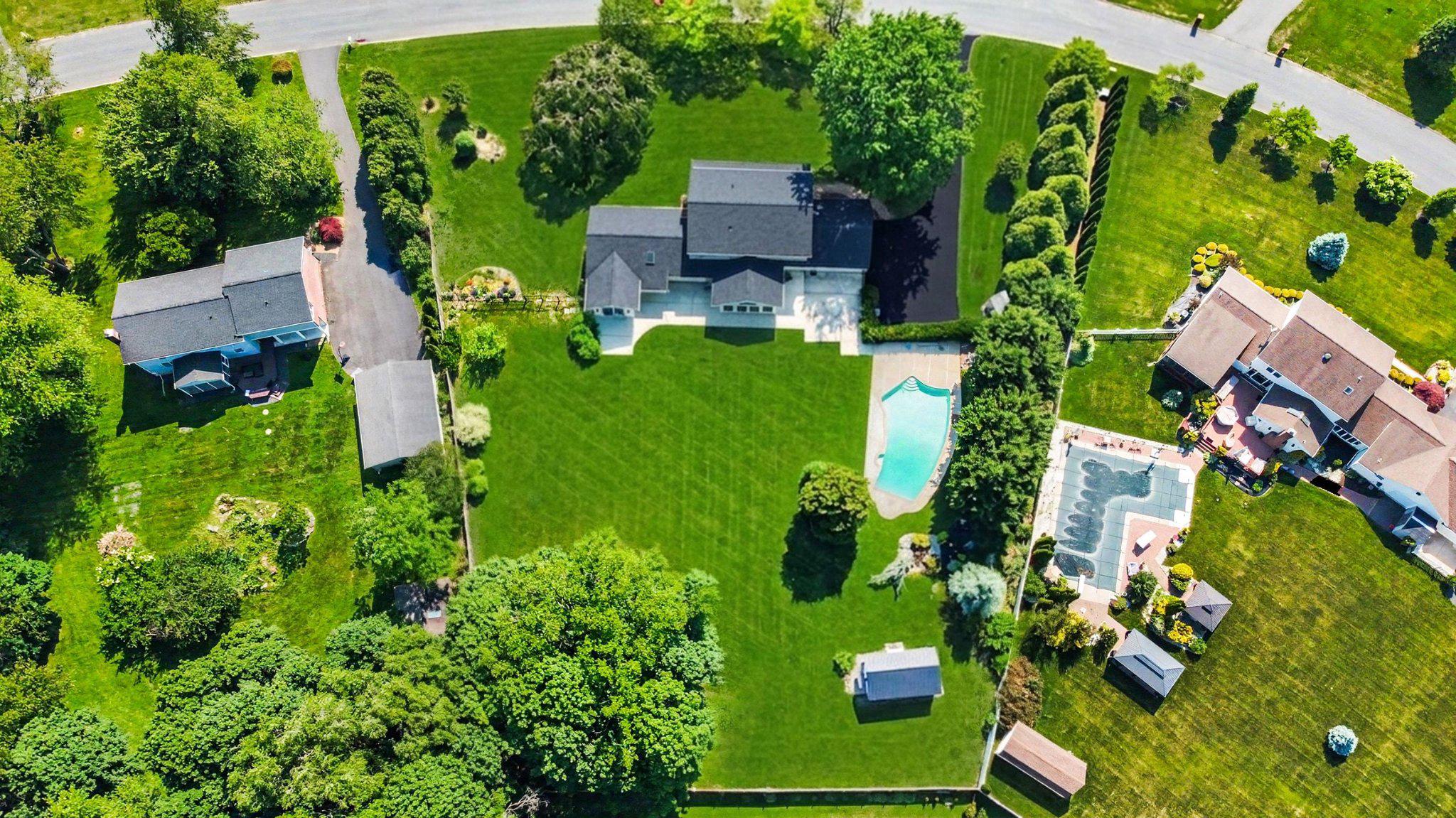 ADVOCATE HILL FARMS - Residential