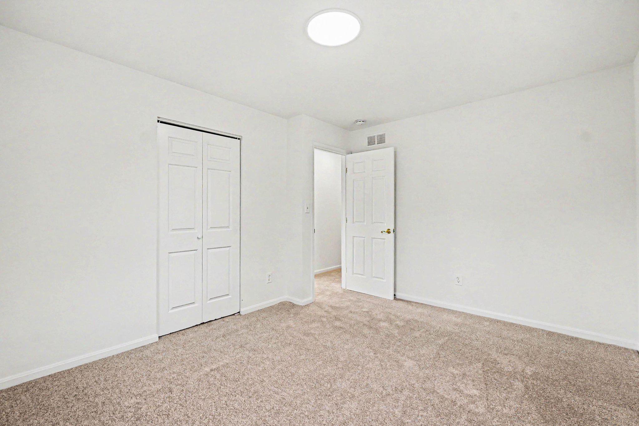 ADVOCATE HILL FARMS - Residential