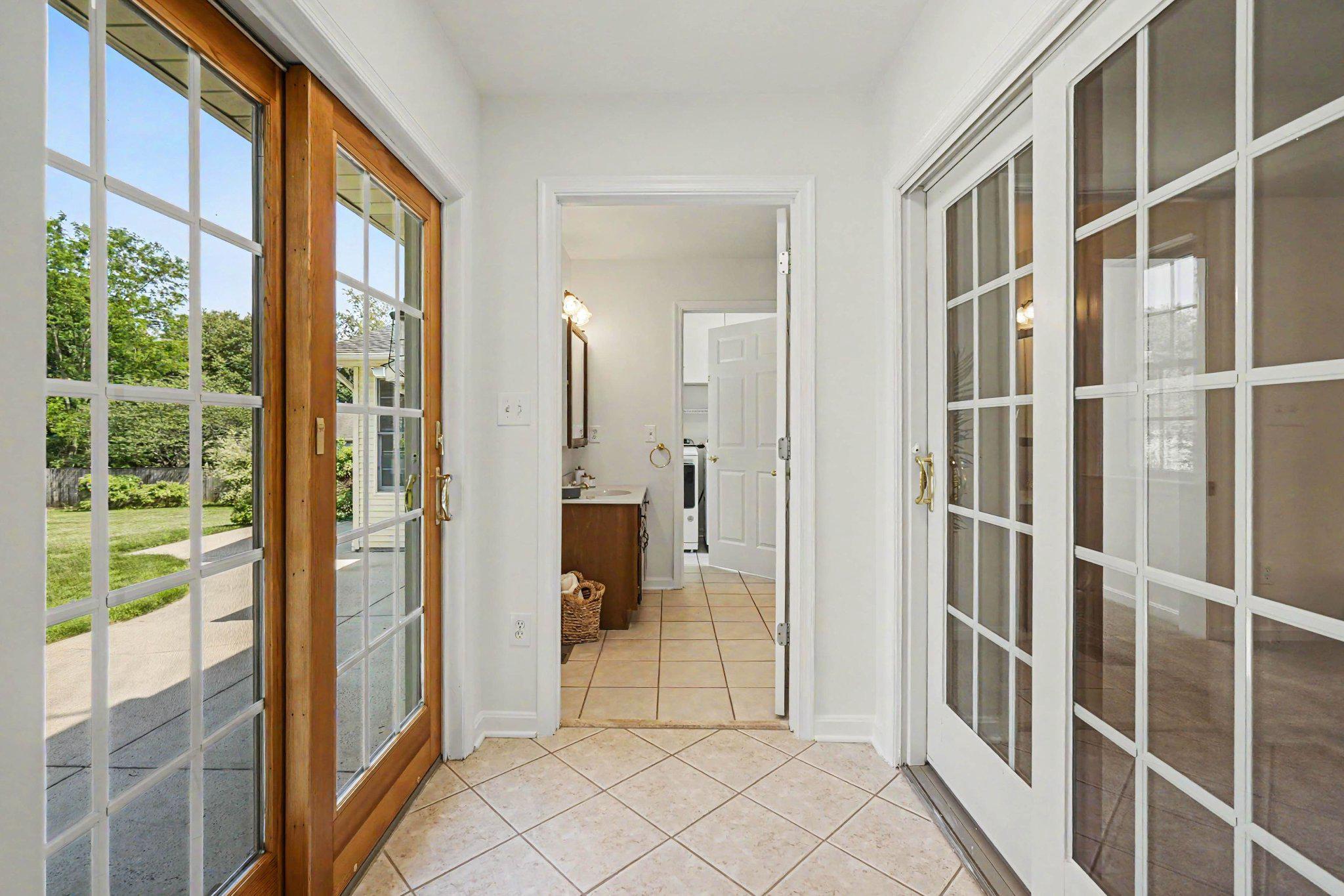 ADVOCATE HILL FARMS - Residential