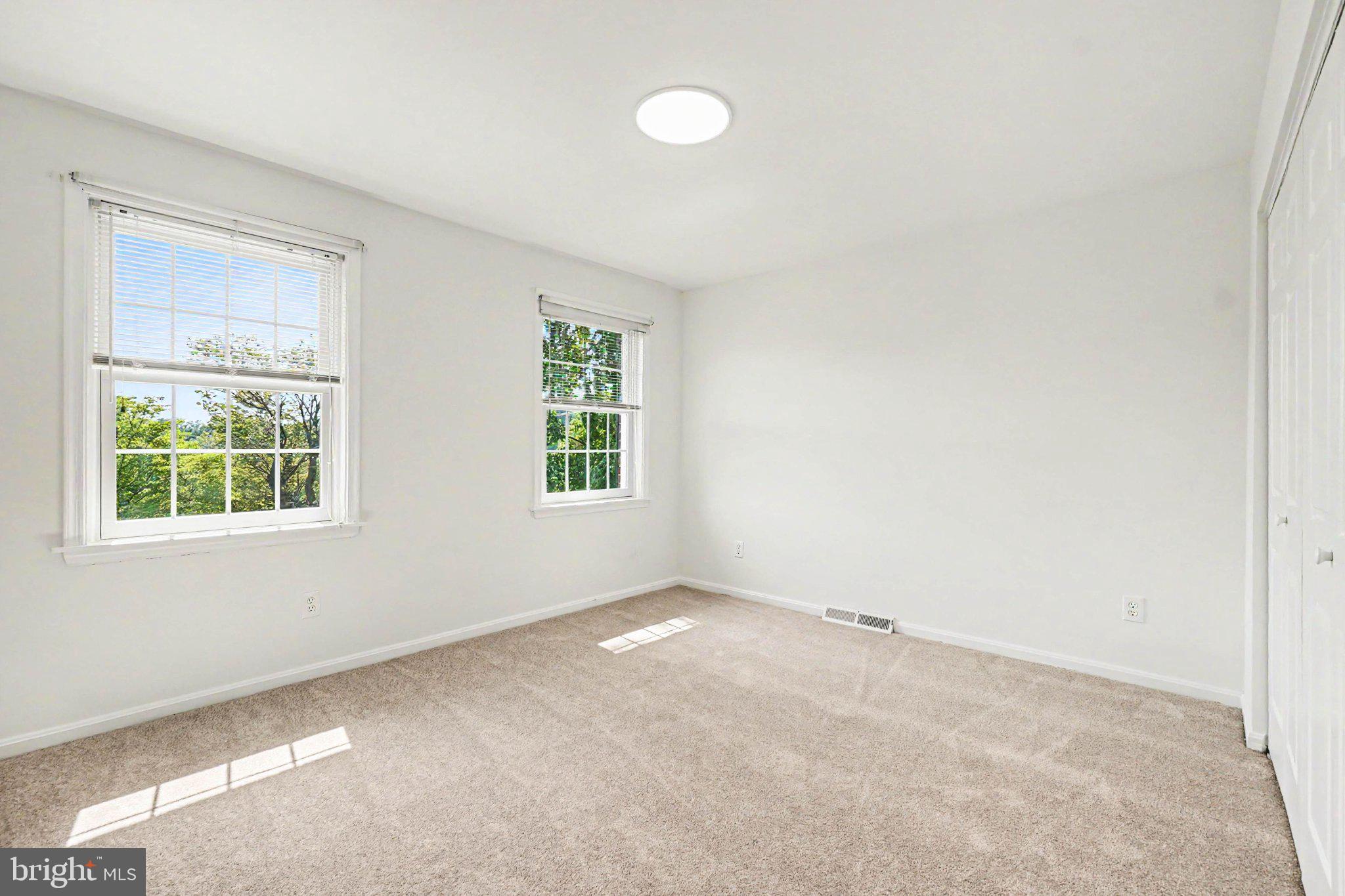 ADVOCATE HILL FARMS - Residential