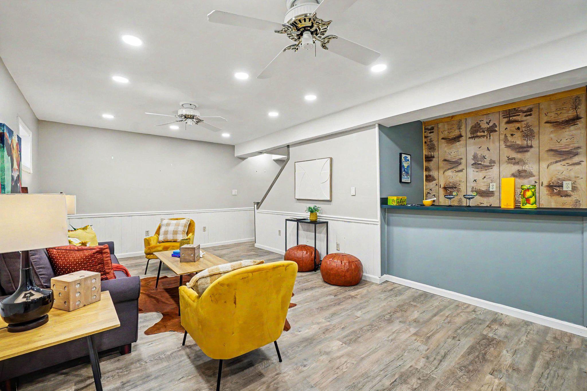 ADVOCATE HILL FARMS - Residential