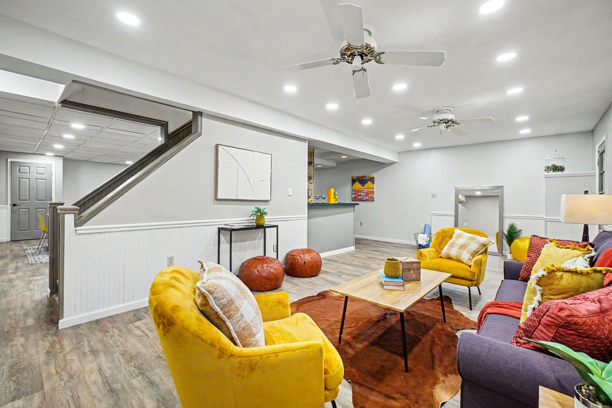ADVOCATE HILL FARMS - Residential