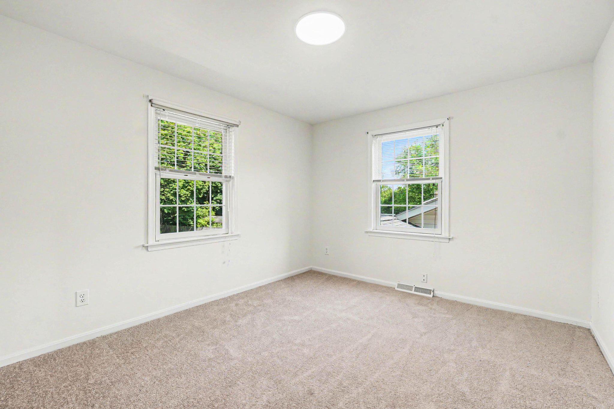 ADVOCATE HILL FARMS - Residential