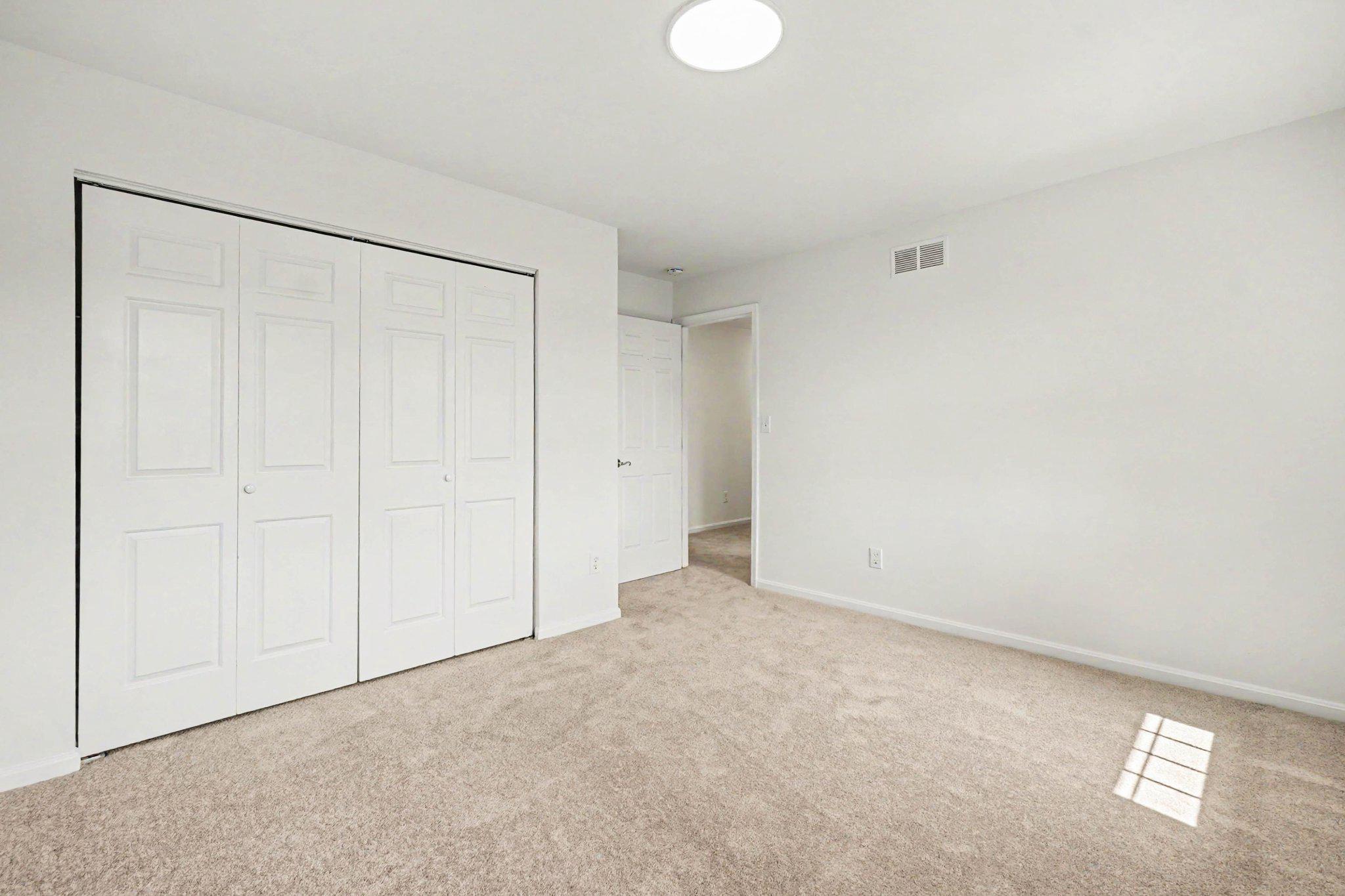 ADVOCATE HILL FARMS - Residential