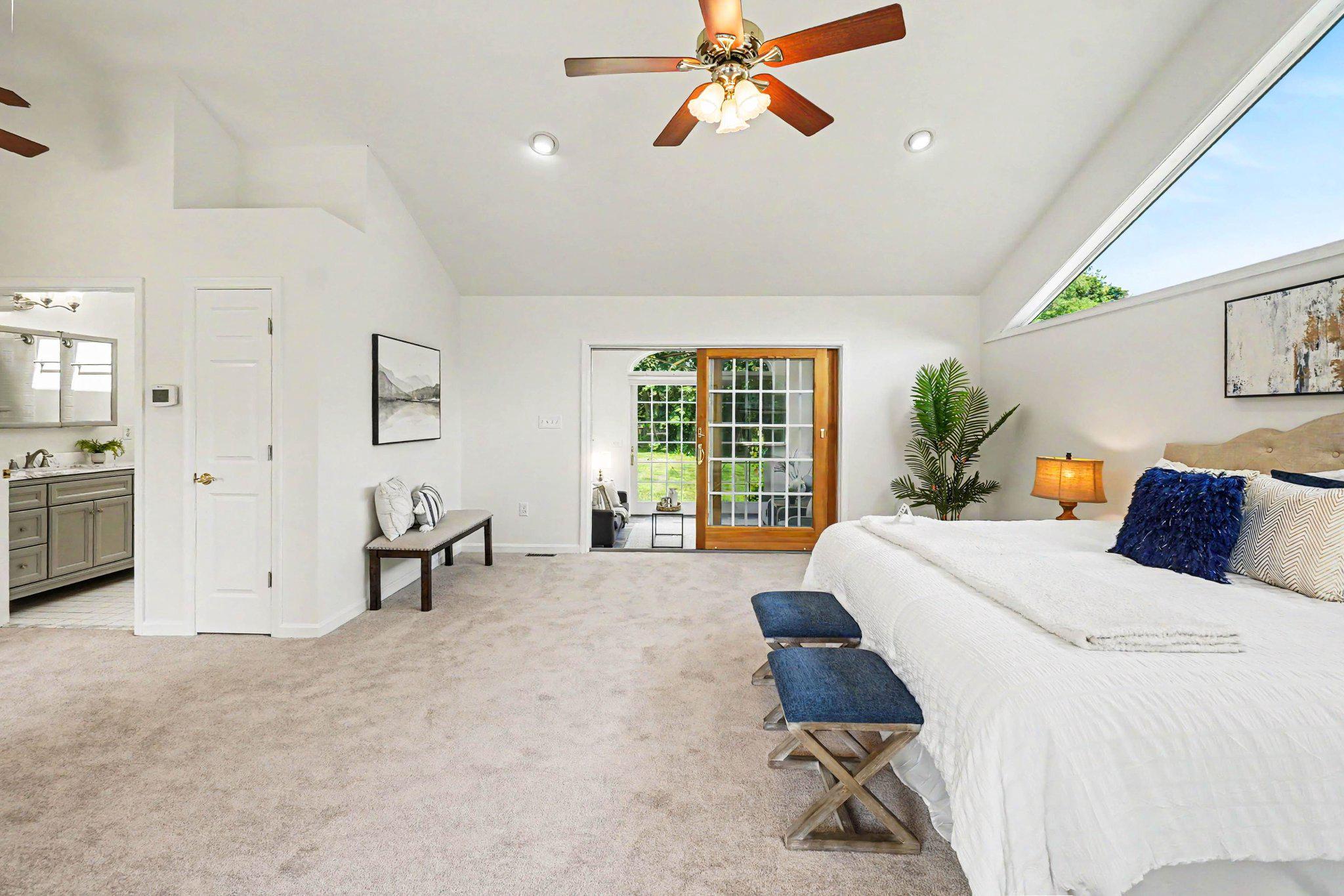 ADVOCATE HILL FARMS - Residential