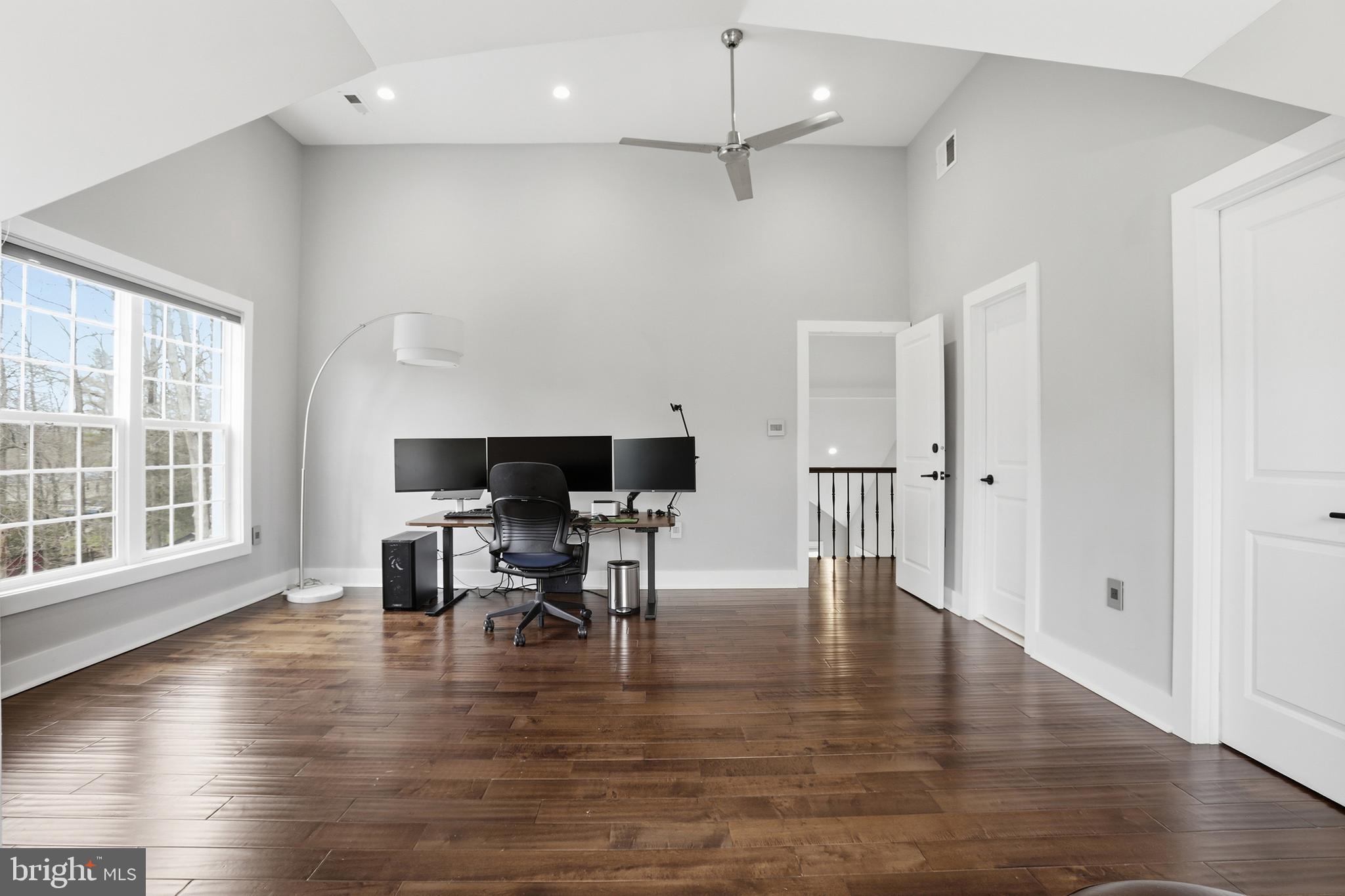 TIMBERLINE ESTATES - Residential