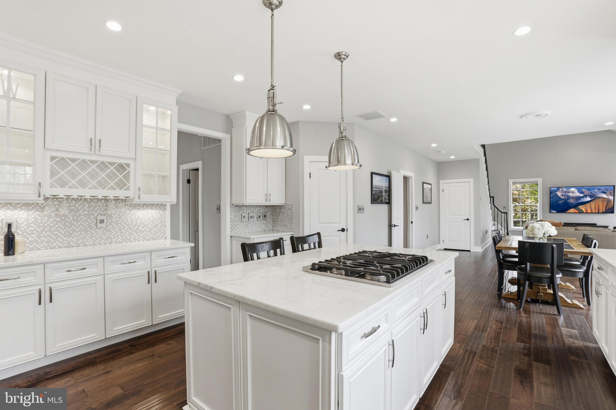 TIMBERLINE ESTATES - Residential