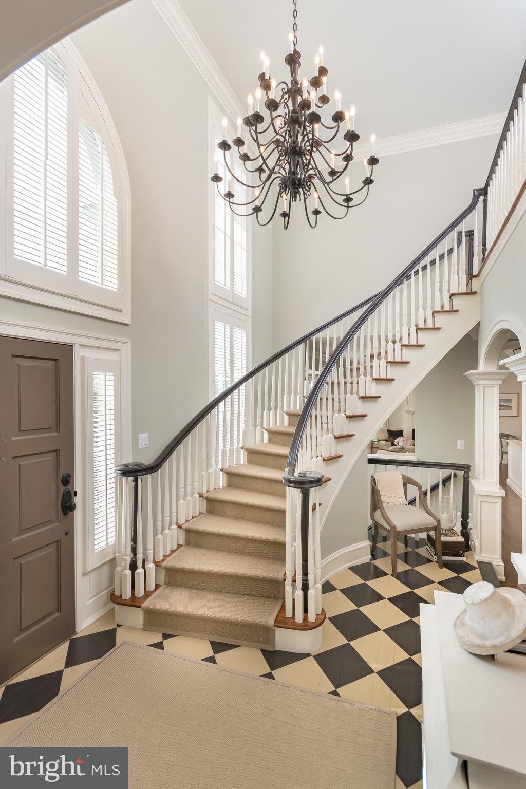 HAMPTONS OF MCLEAN - Residential