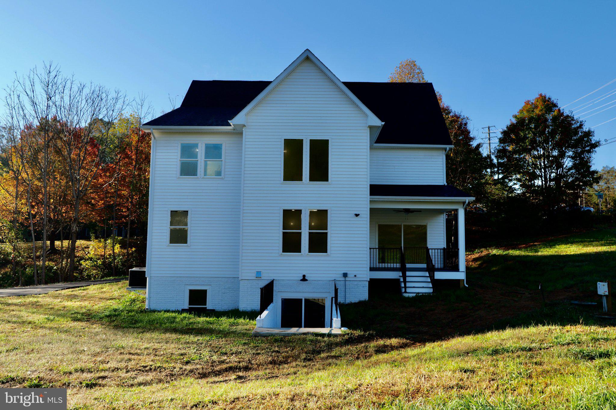 RIVER BEND - Residential