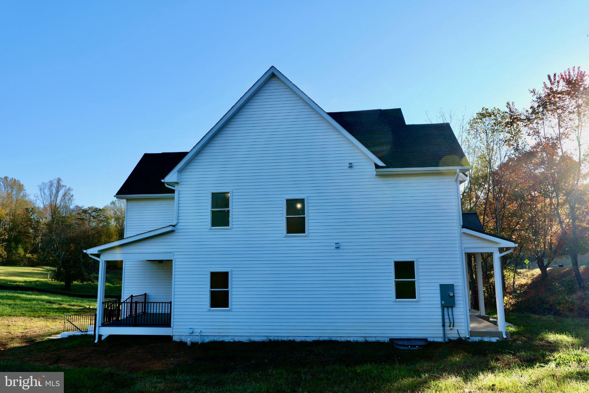 RIVER BEND - Residential