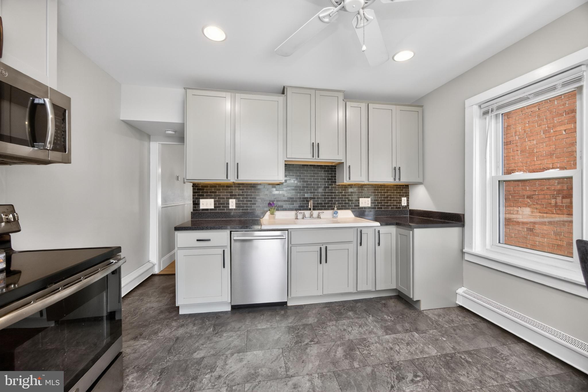 BOYERTOWN - Residential