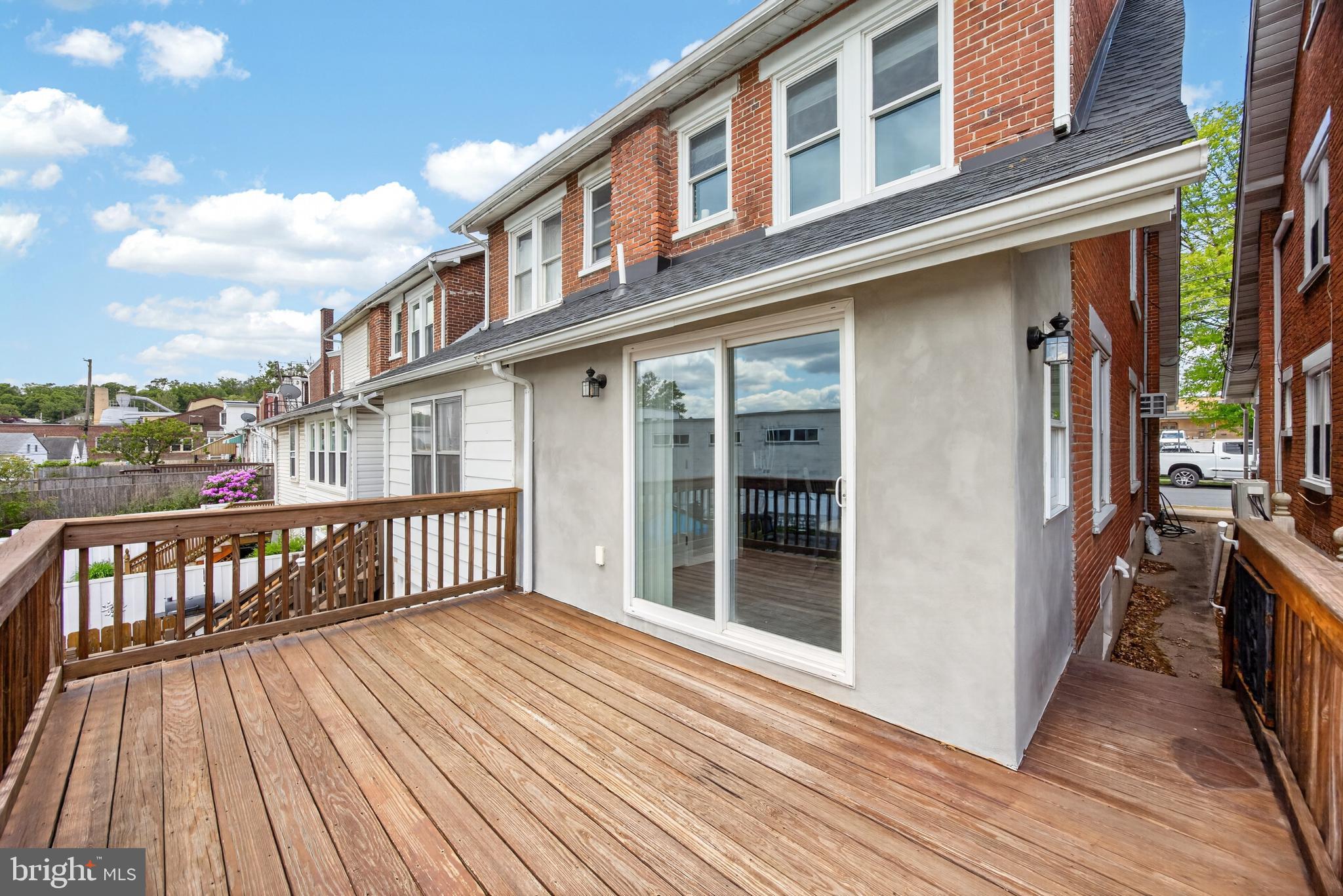 BOYERTOWN - Residential