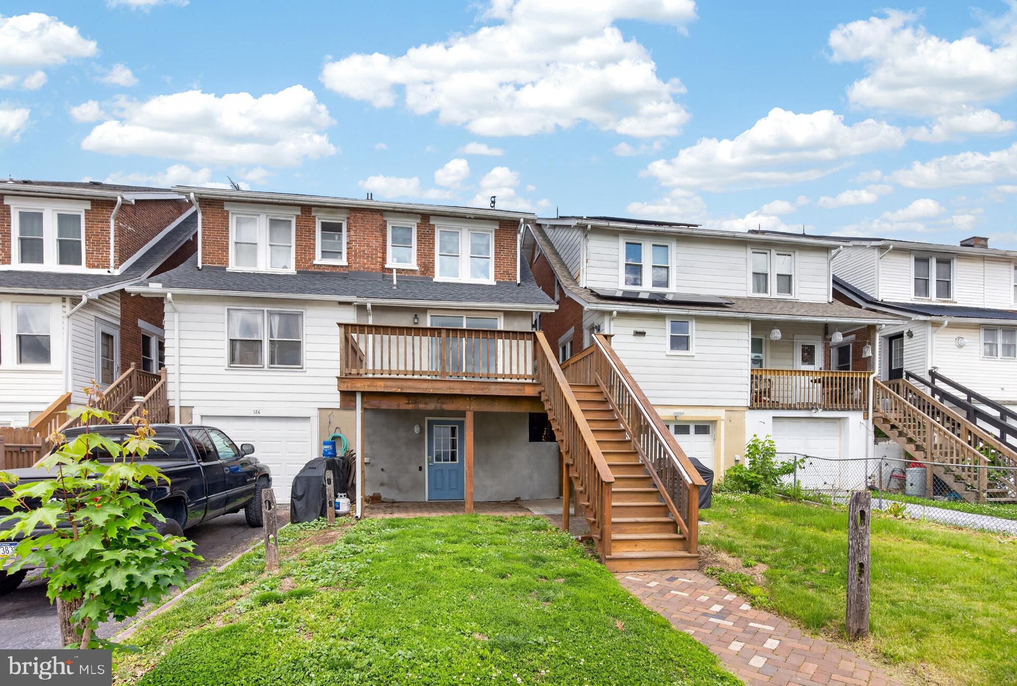 BOYERTOWN - Residential