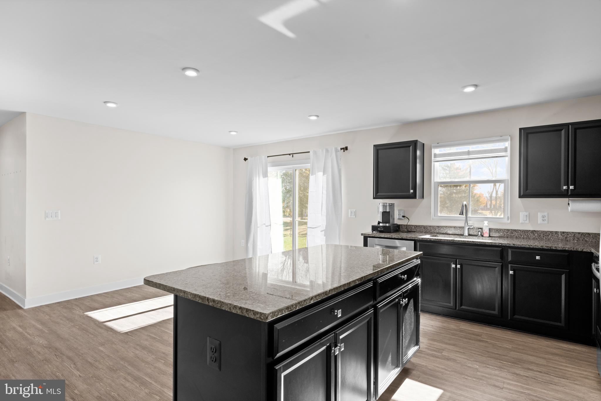 ARCADIA SPRINGS - Residential