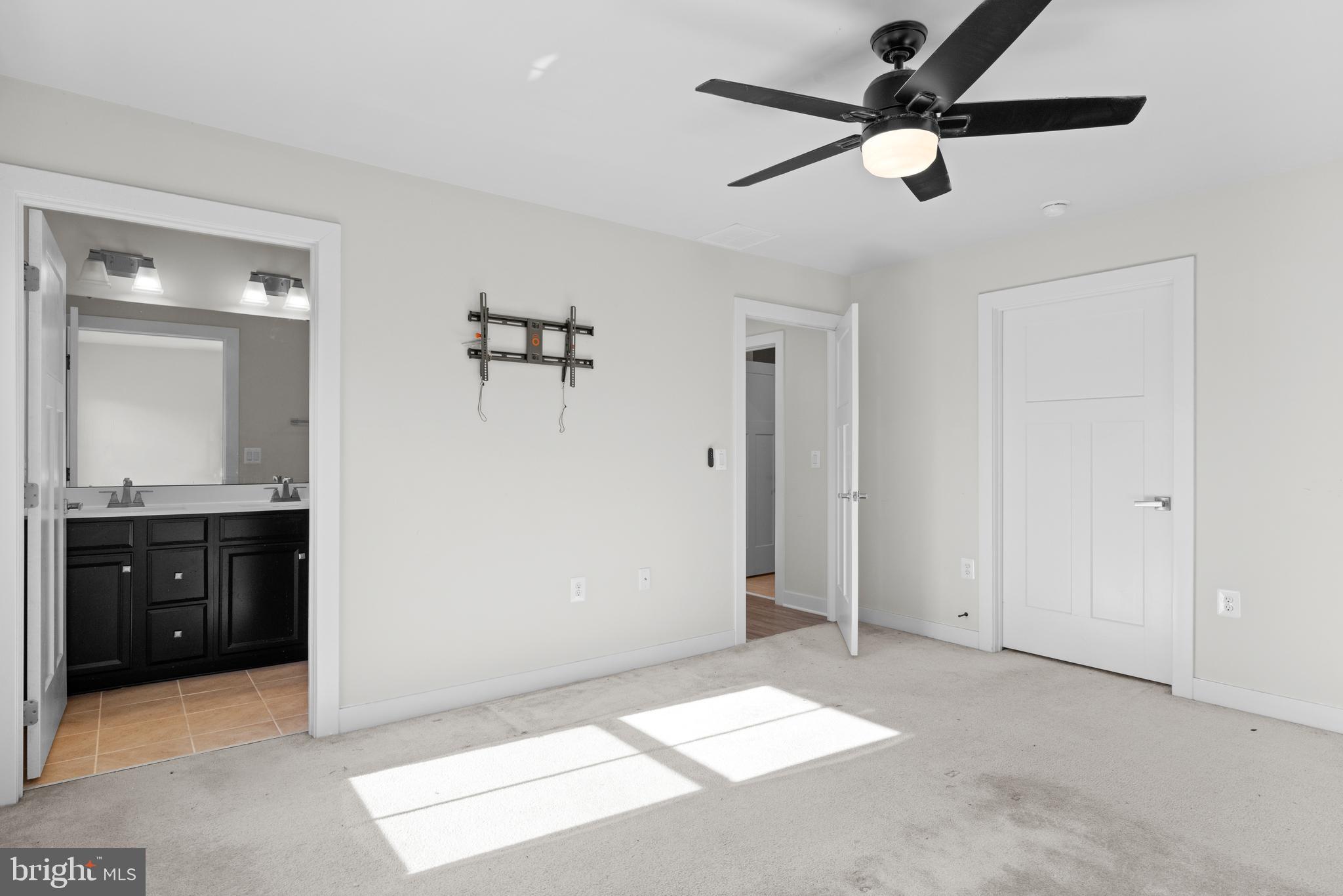 ARCADIA SPRINGS - Residential