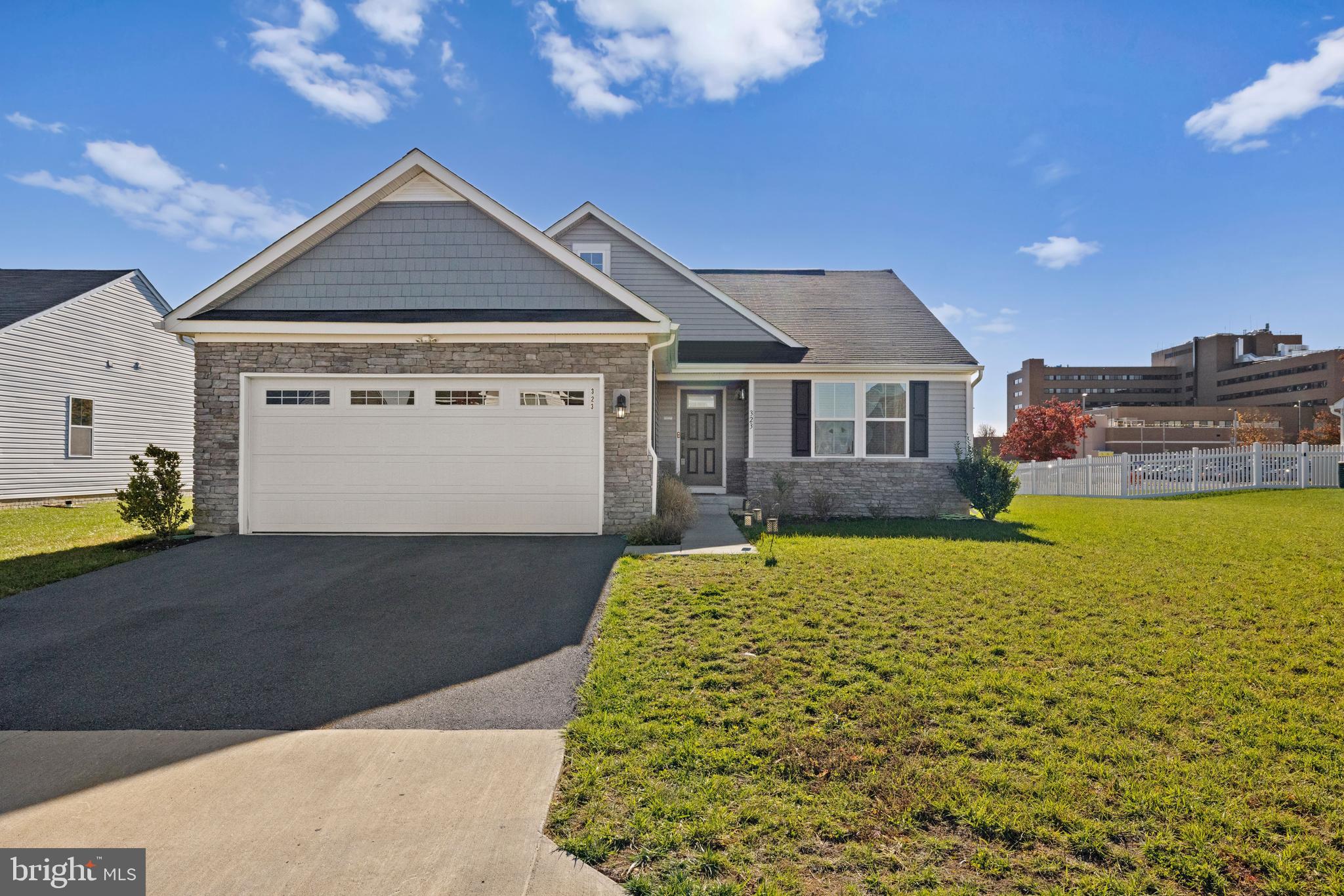 ARCADIA SPRINGS - Residential