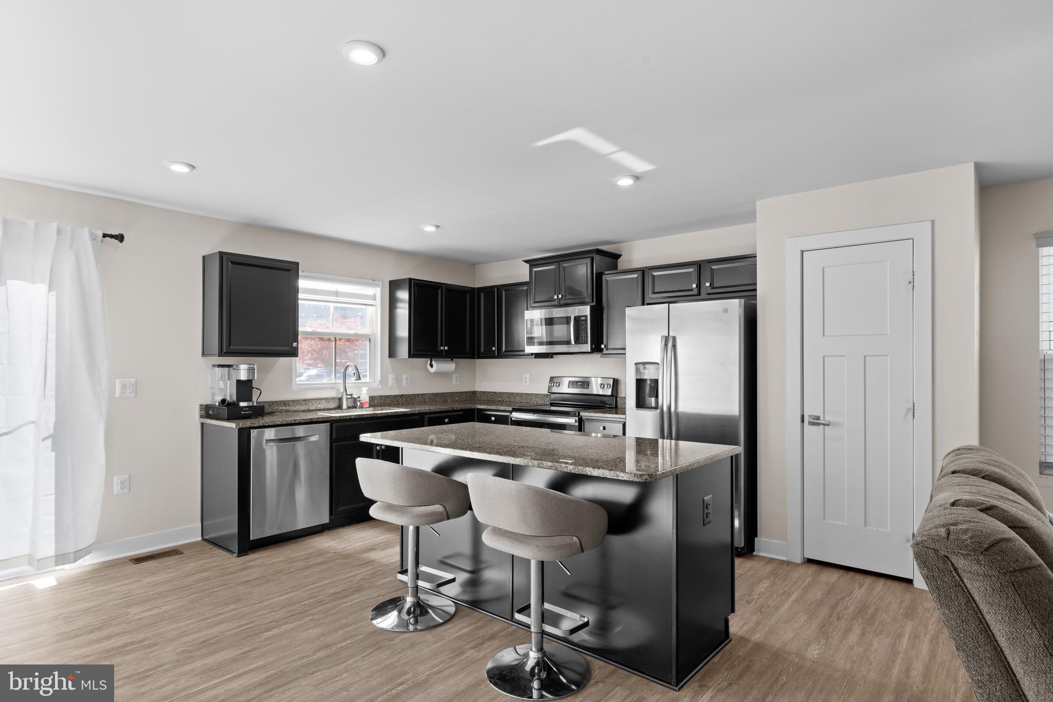 ARCADIA SPRINGS - Residential