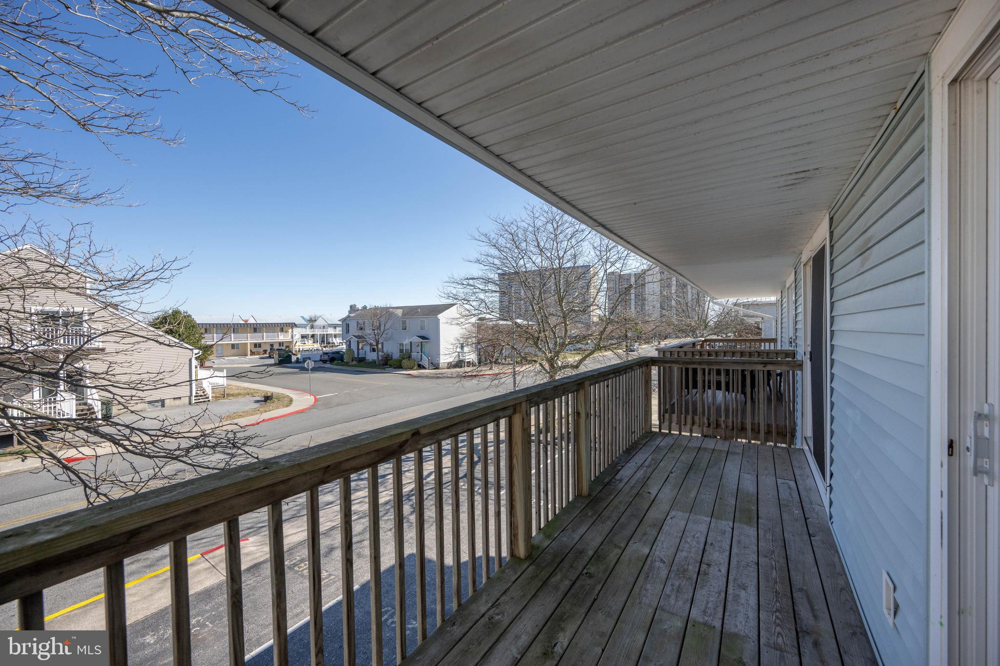 CAINE HARBOR MILE - Residential