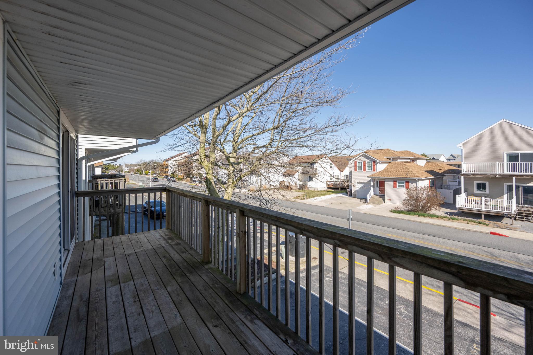 CAINE HARBOR MILE - Residential