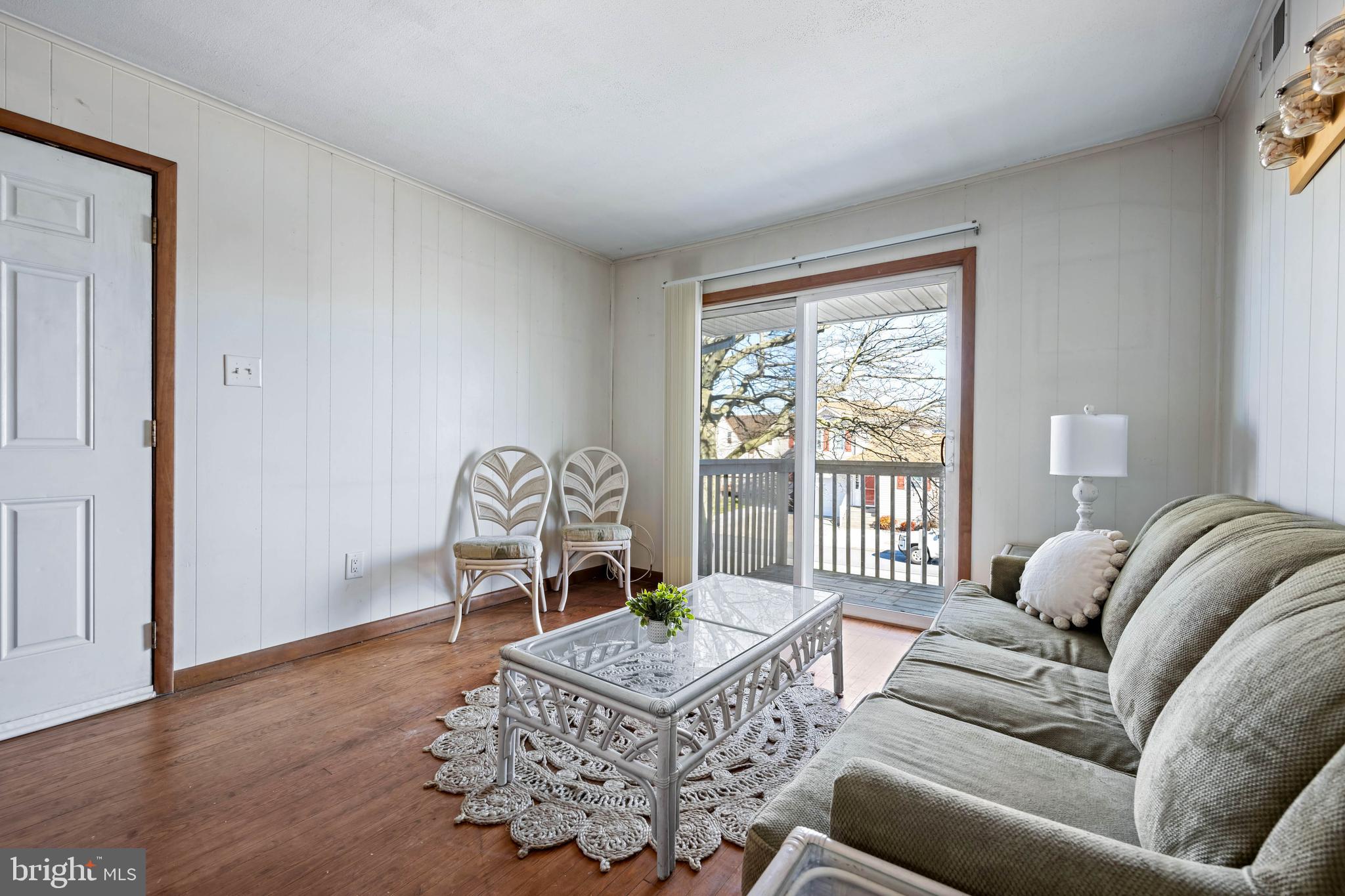 CAINE HARBOR MILE - Residential