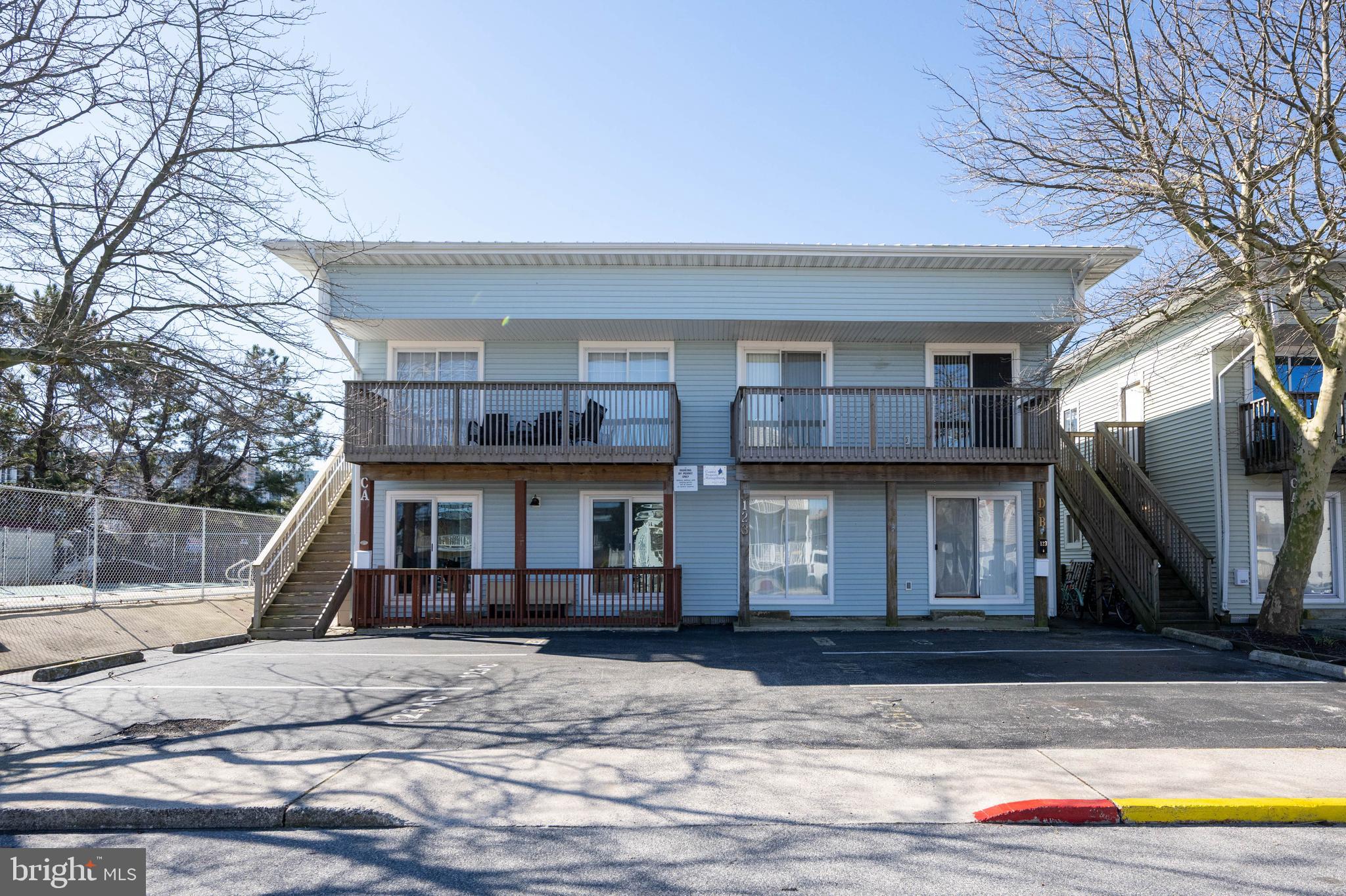 CAINE HARBOR MILE - Residential