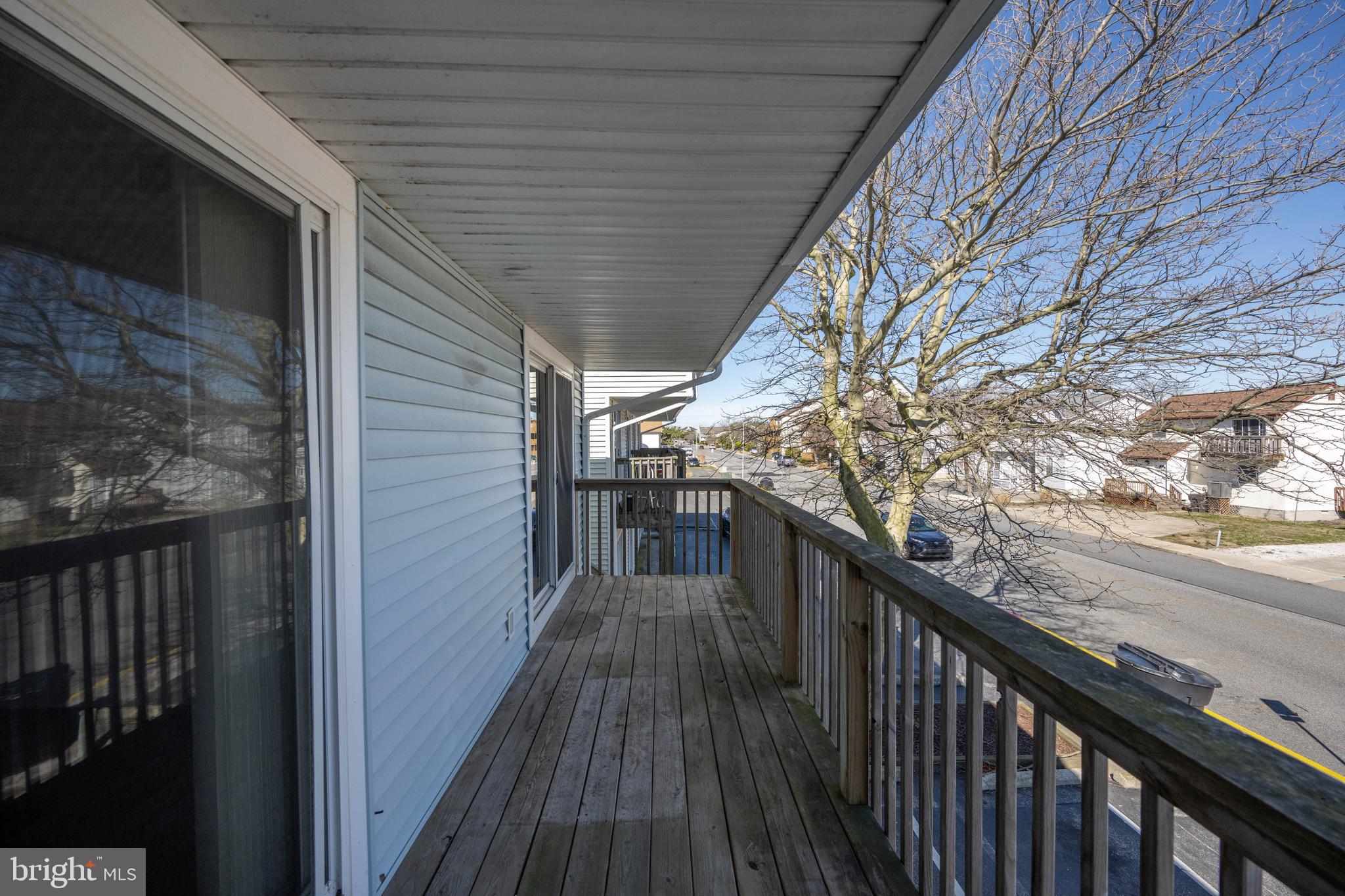 CAINE HARBOR MILE - Residential