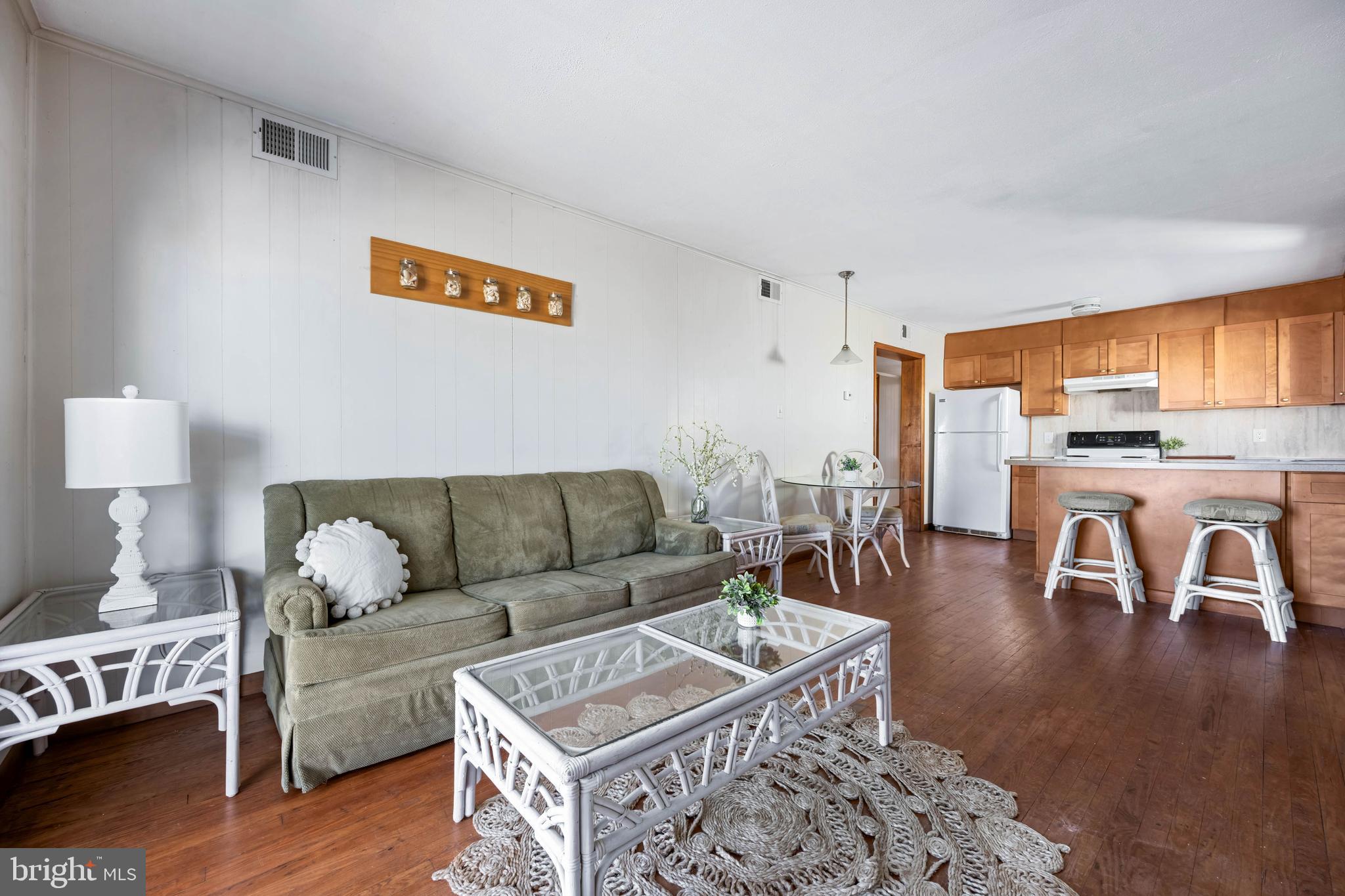 CAINE HARBOR MILE - Residential