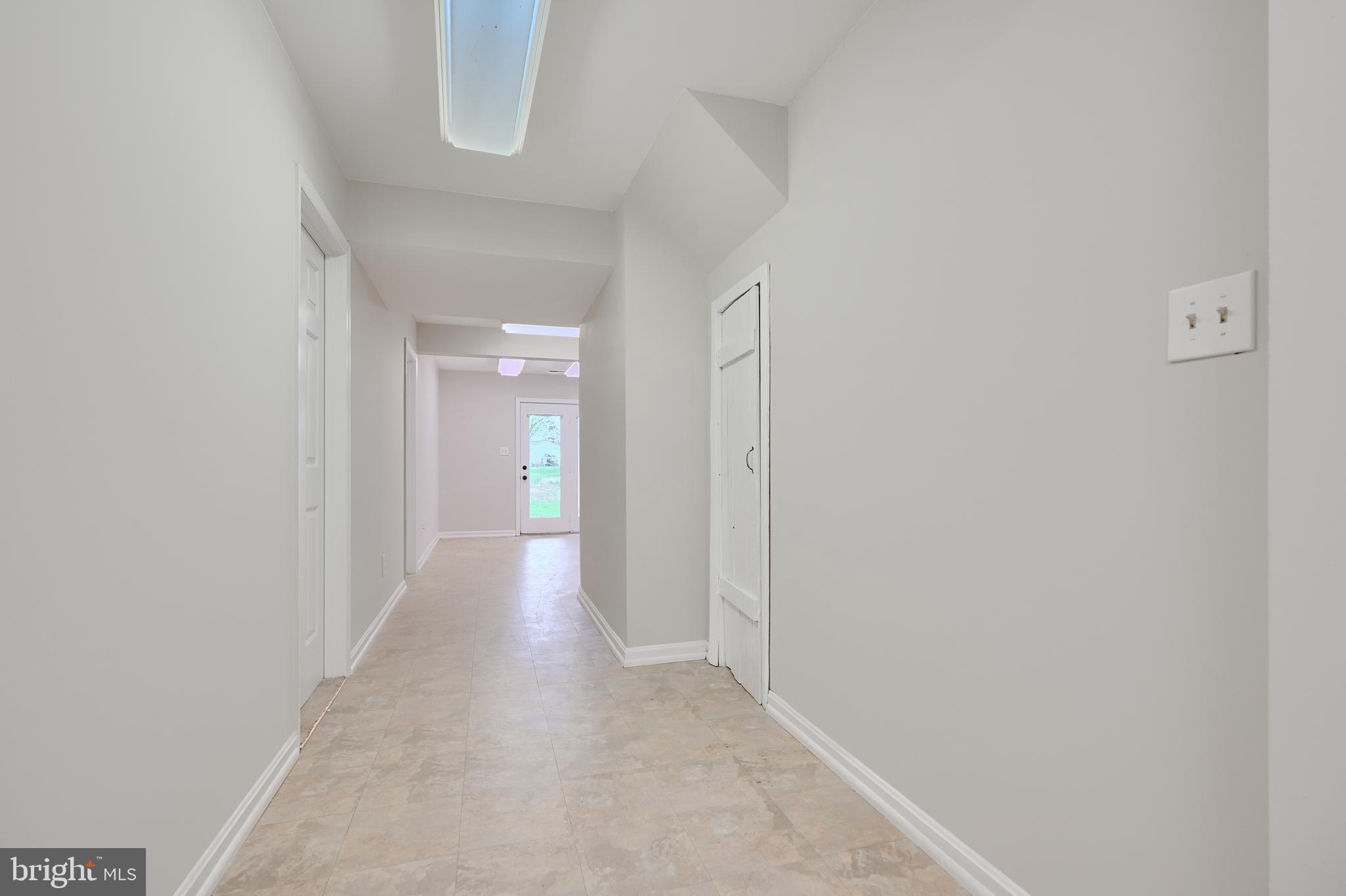 MAJORS CHOICE - Residential Lease