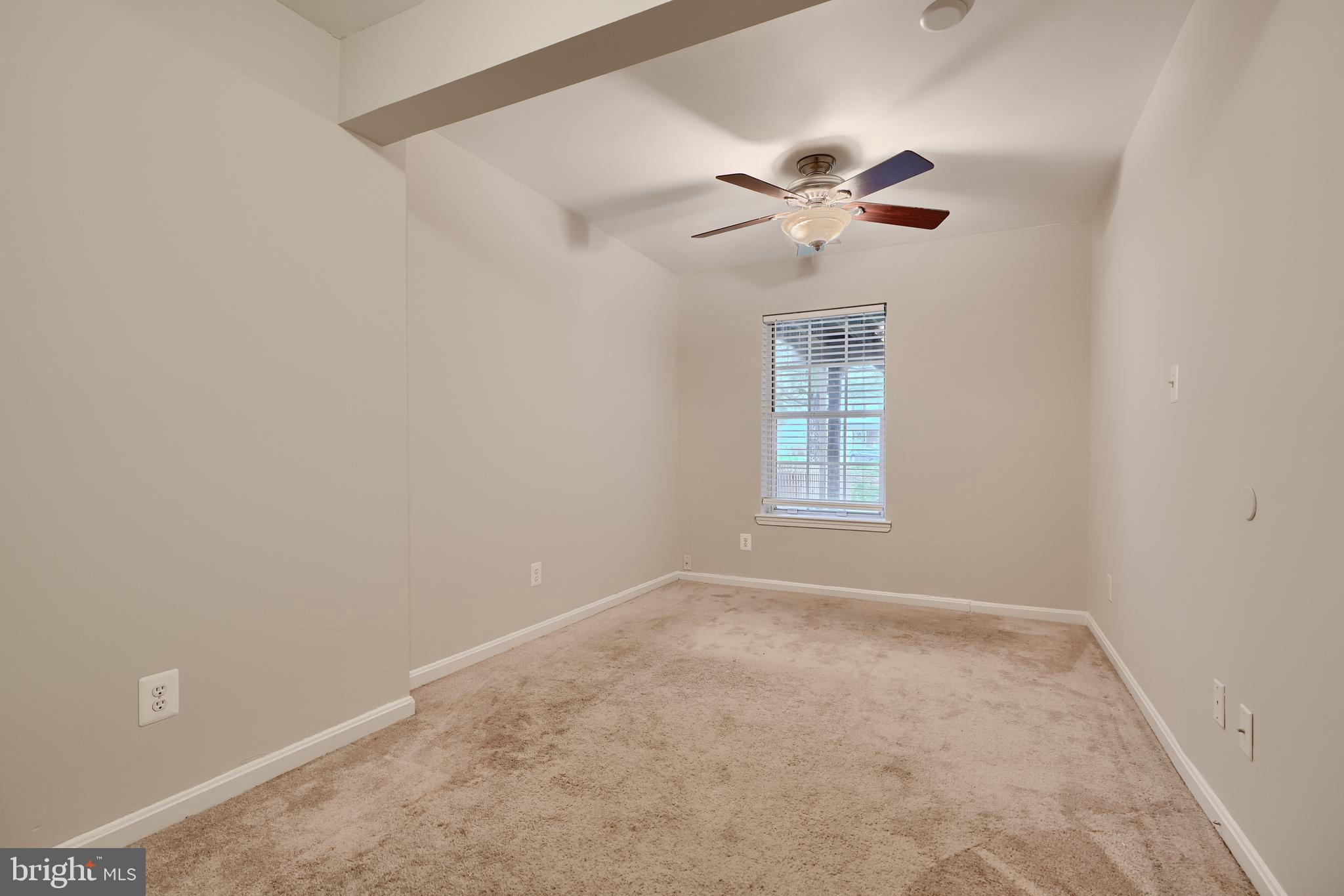 MAJORS CHOICE - Residential Lease