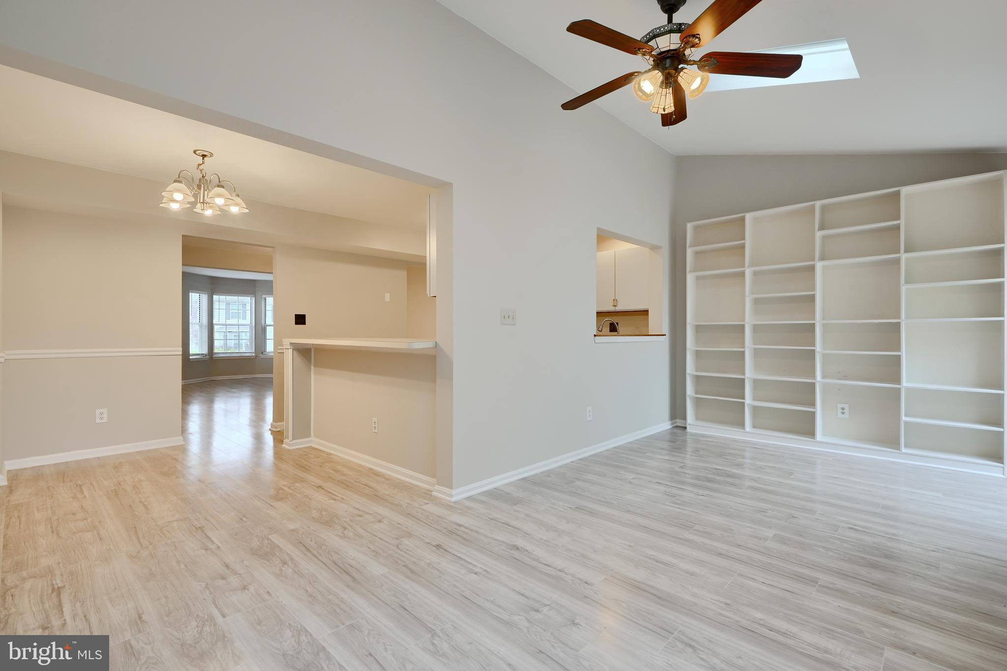 MAJORS CHOICE - Residential Lease