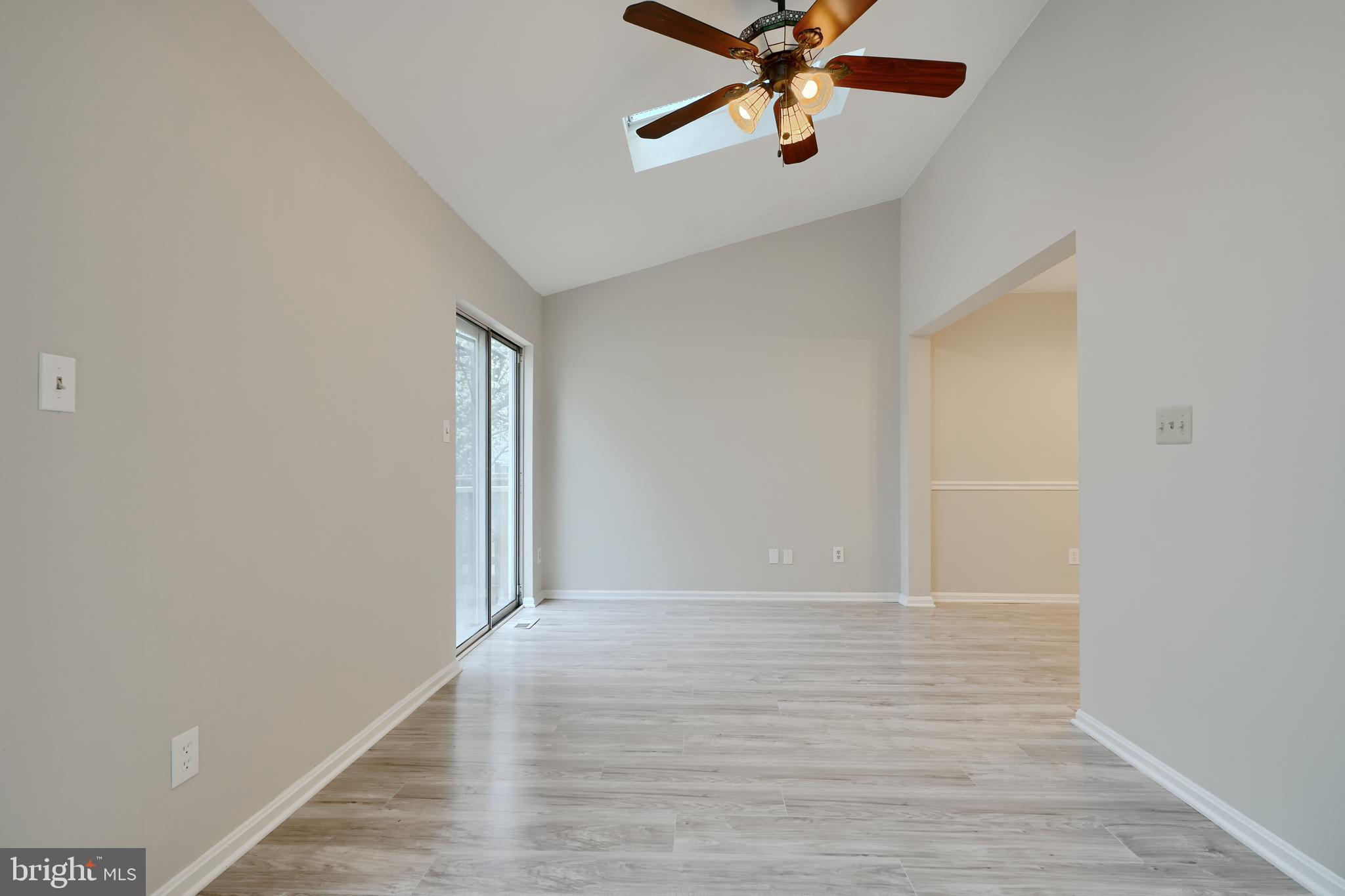 MAJORS CHOICE - Residential Lease