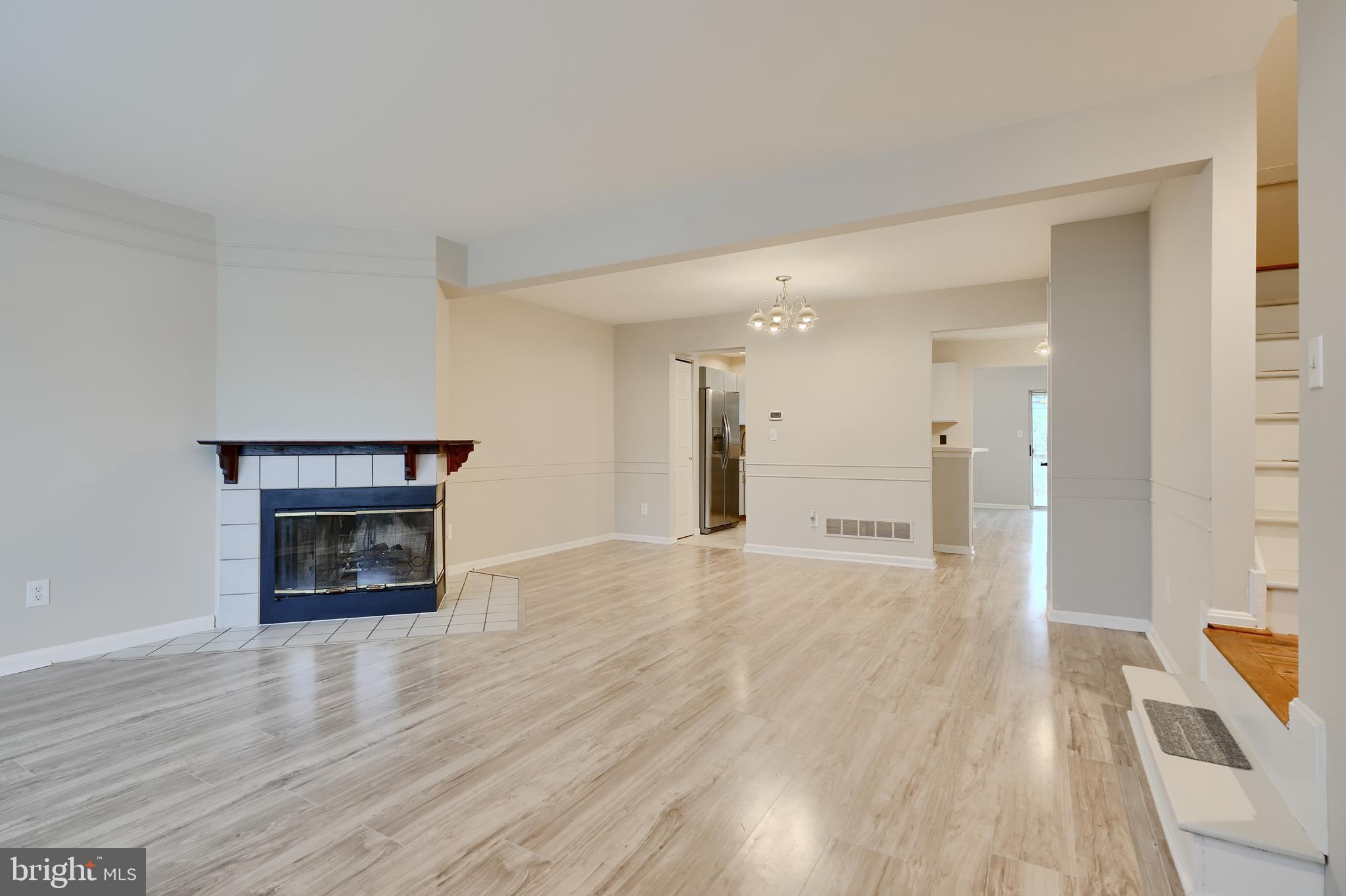 MAJORS CHOICE - Residential Lease