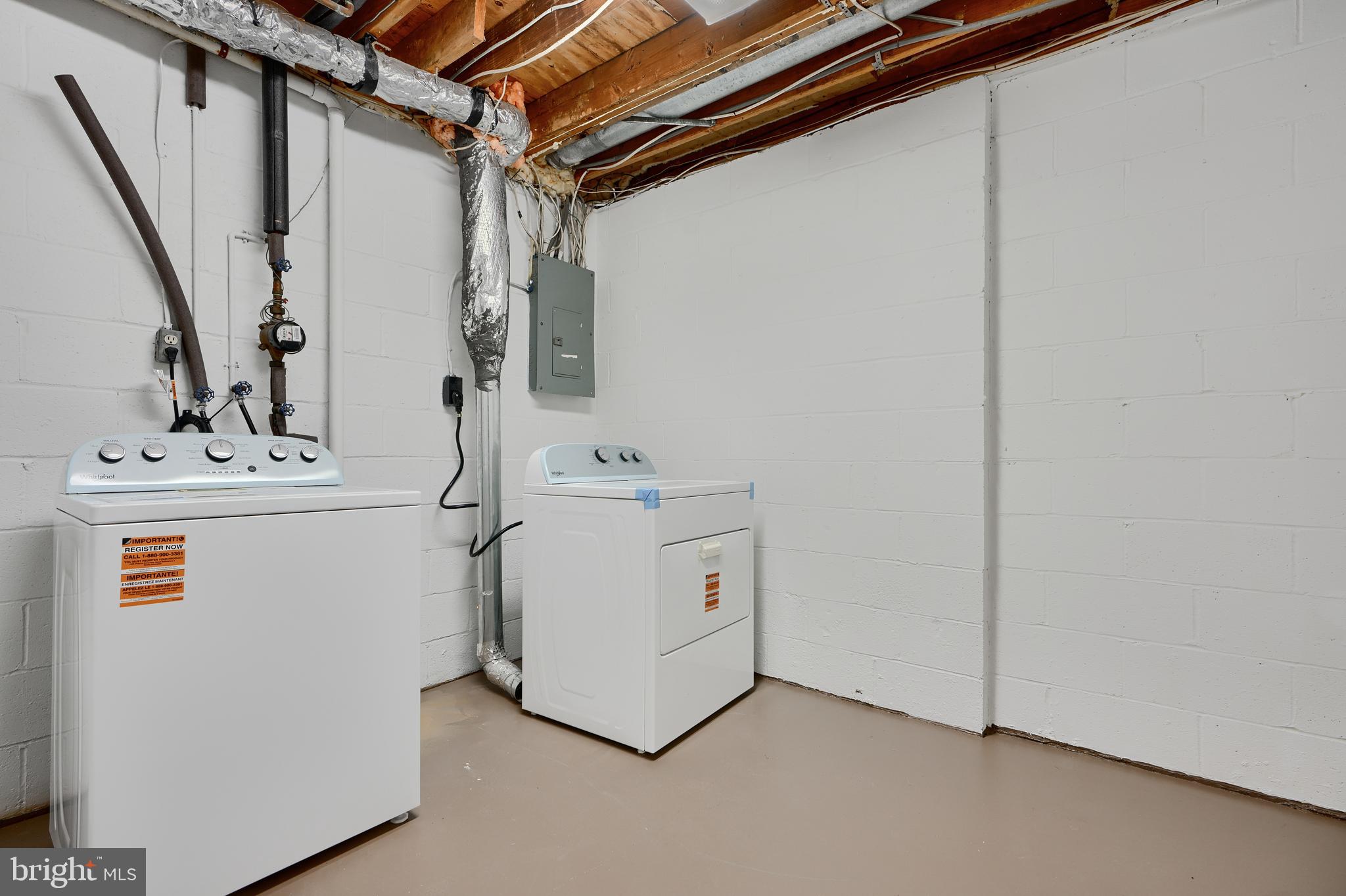 MAJORS CHOICE - Residential Lease