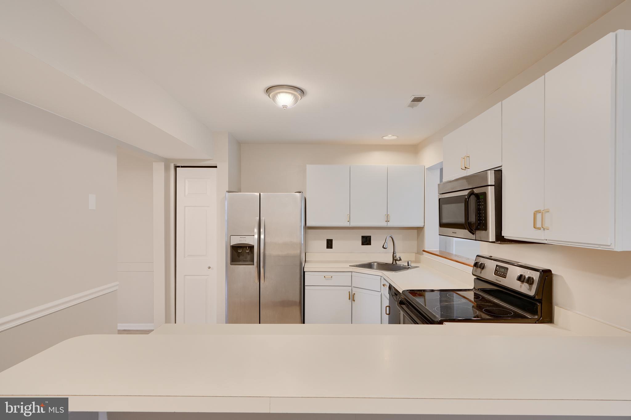 MAJORS CHOICE - Residential Lease