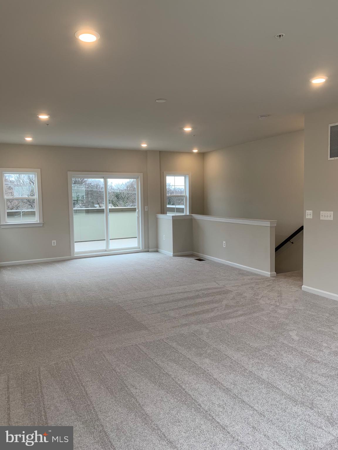 COLLEGE PARK - Residential Lease