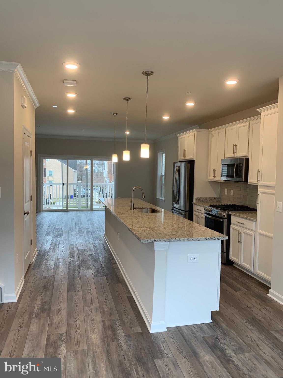 COLLEGE PARK - Residential Lease