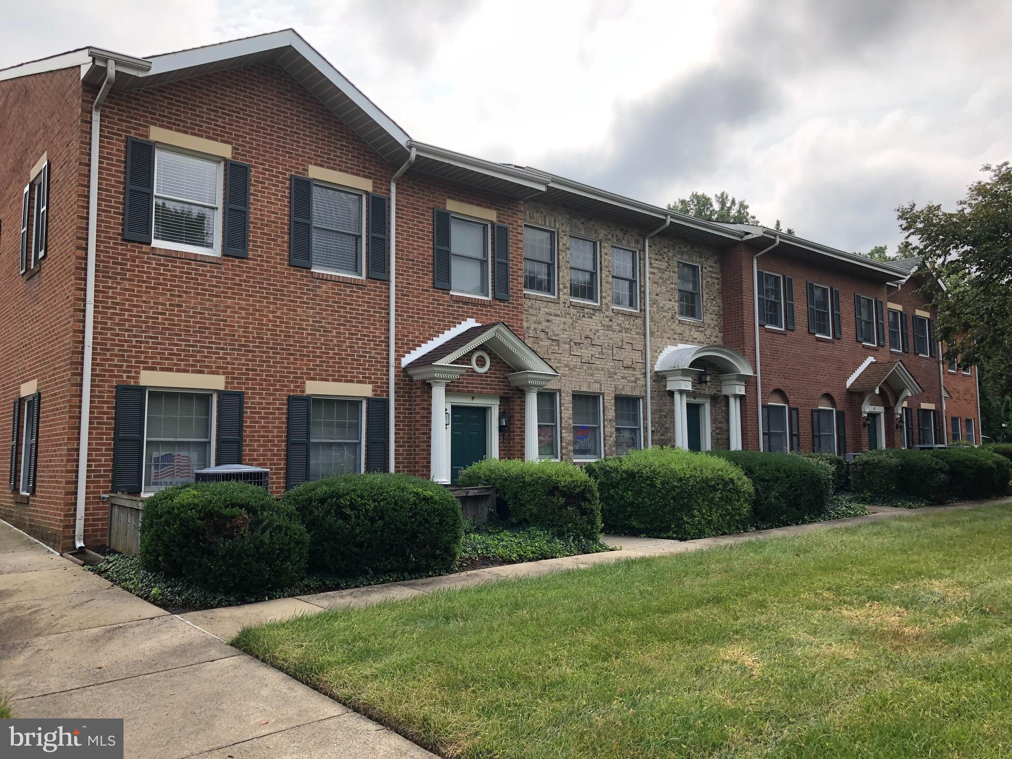 FAIRFAX TOWNE OFFICE PARK - Commercial Lease