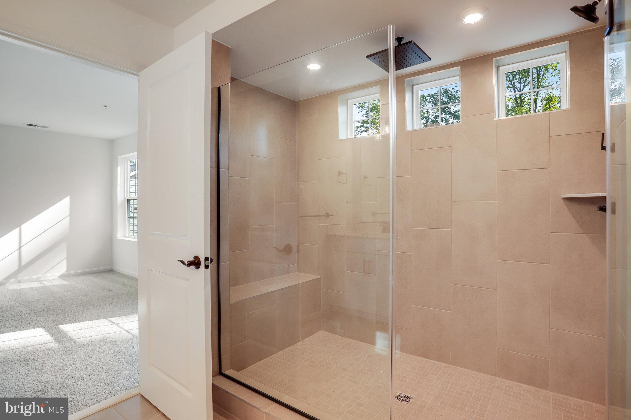 VINCENT ESTATES - Residential