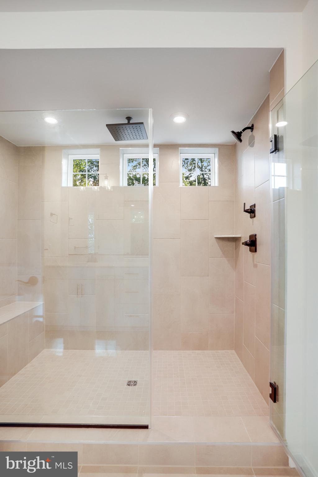 VINCENT ESTATES - Residential